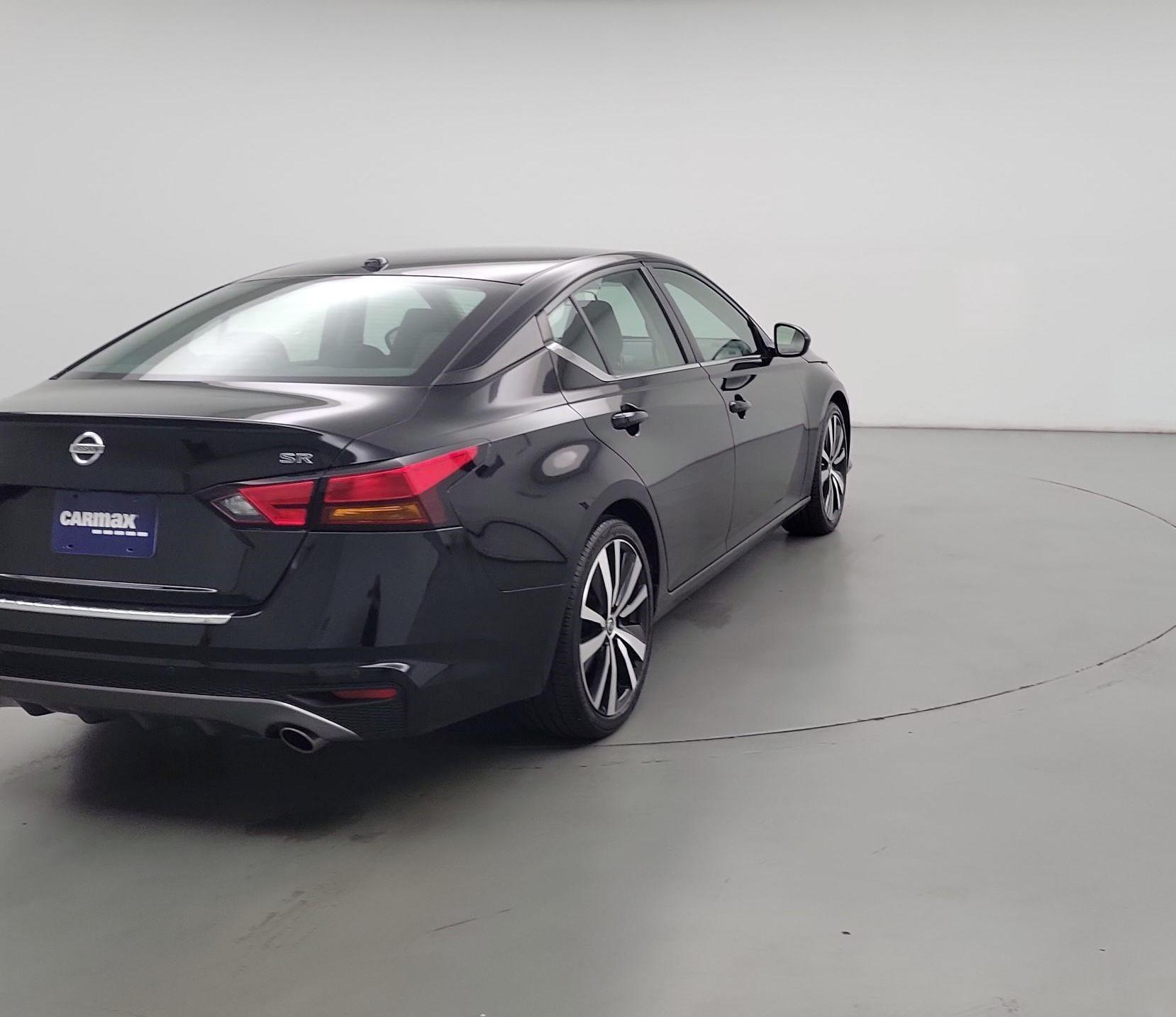 Thumbnail: 2022 Nissan Altima - 5