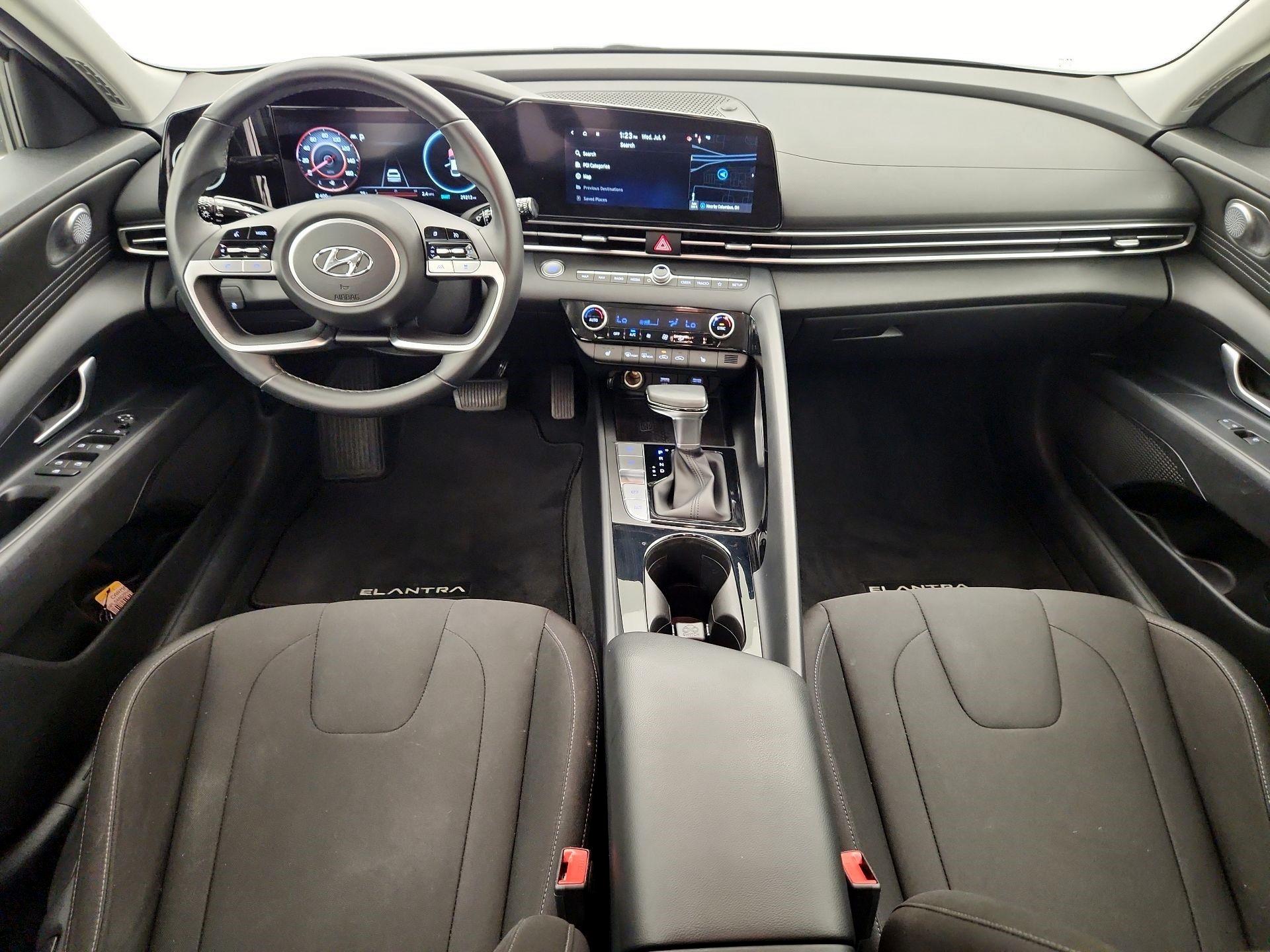 Thumbnail: 2023 Hyundai Elantra - 9