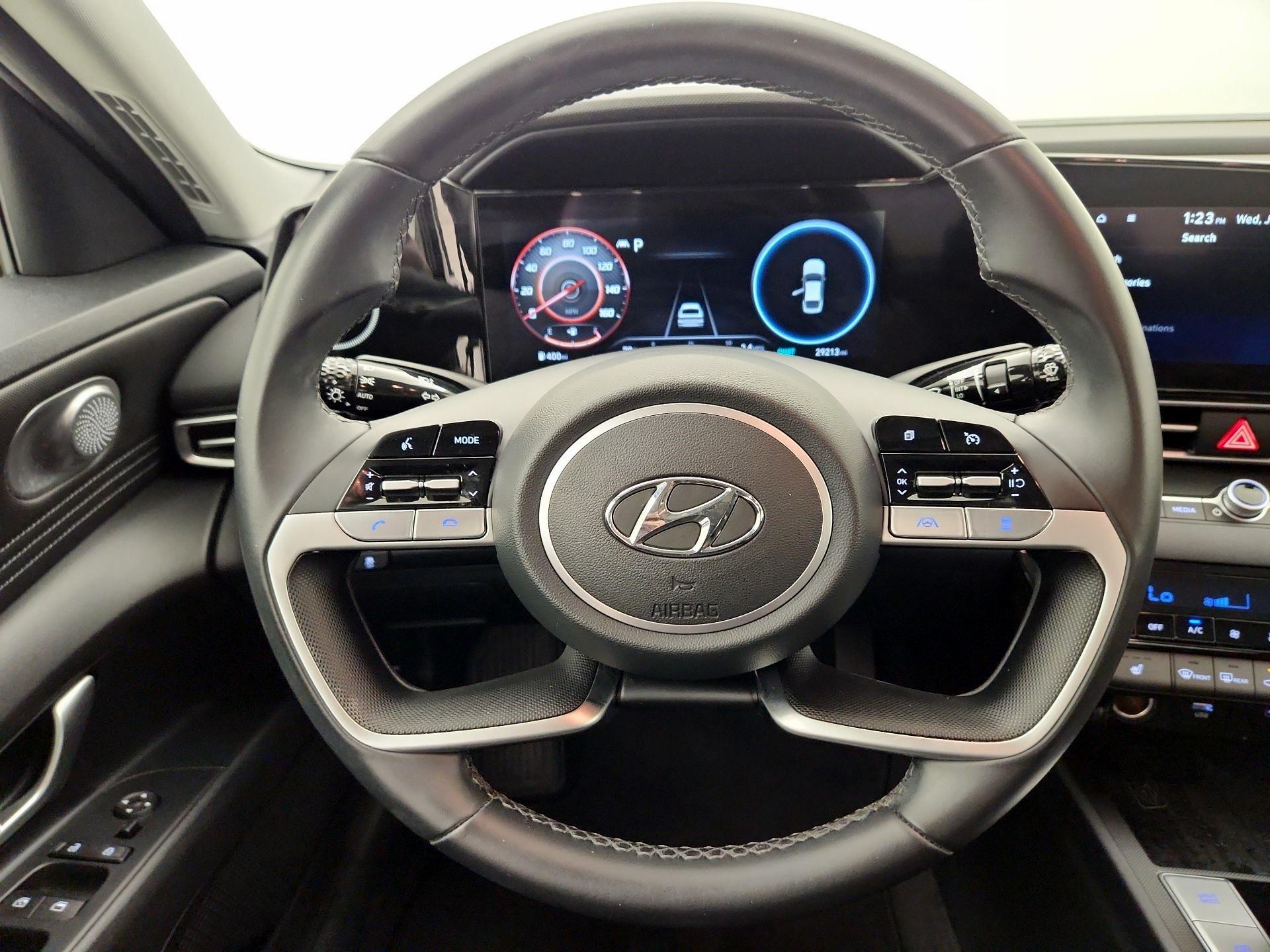 Thumbnail: 2023 Hyundai Elantra - 10