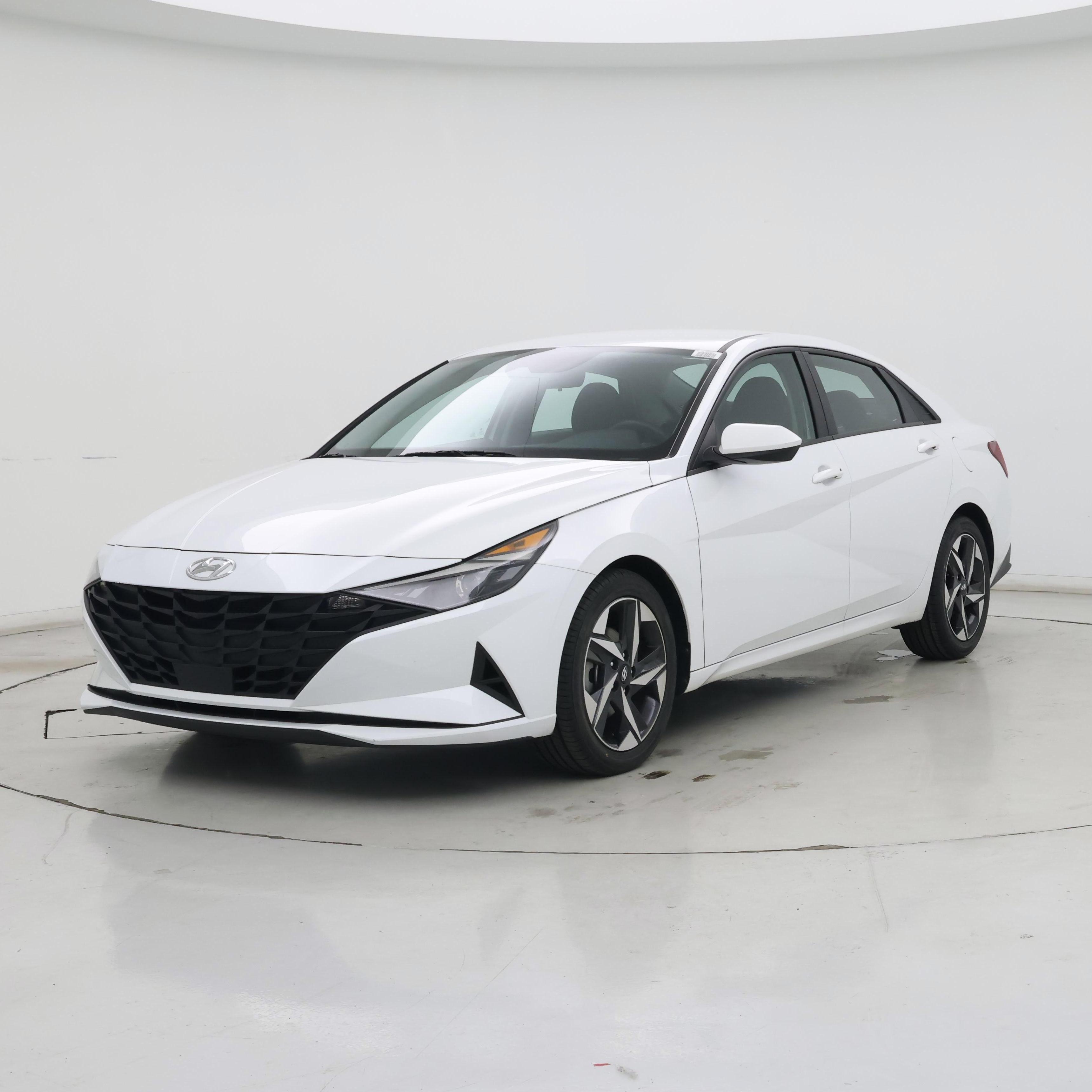 Thumbnail: 2023 Hyundai Elantra - 4
