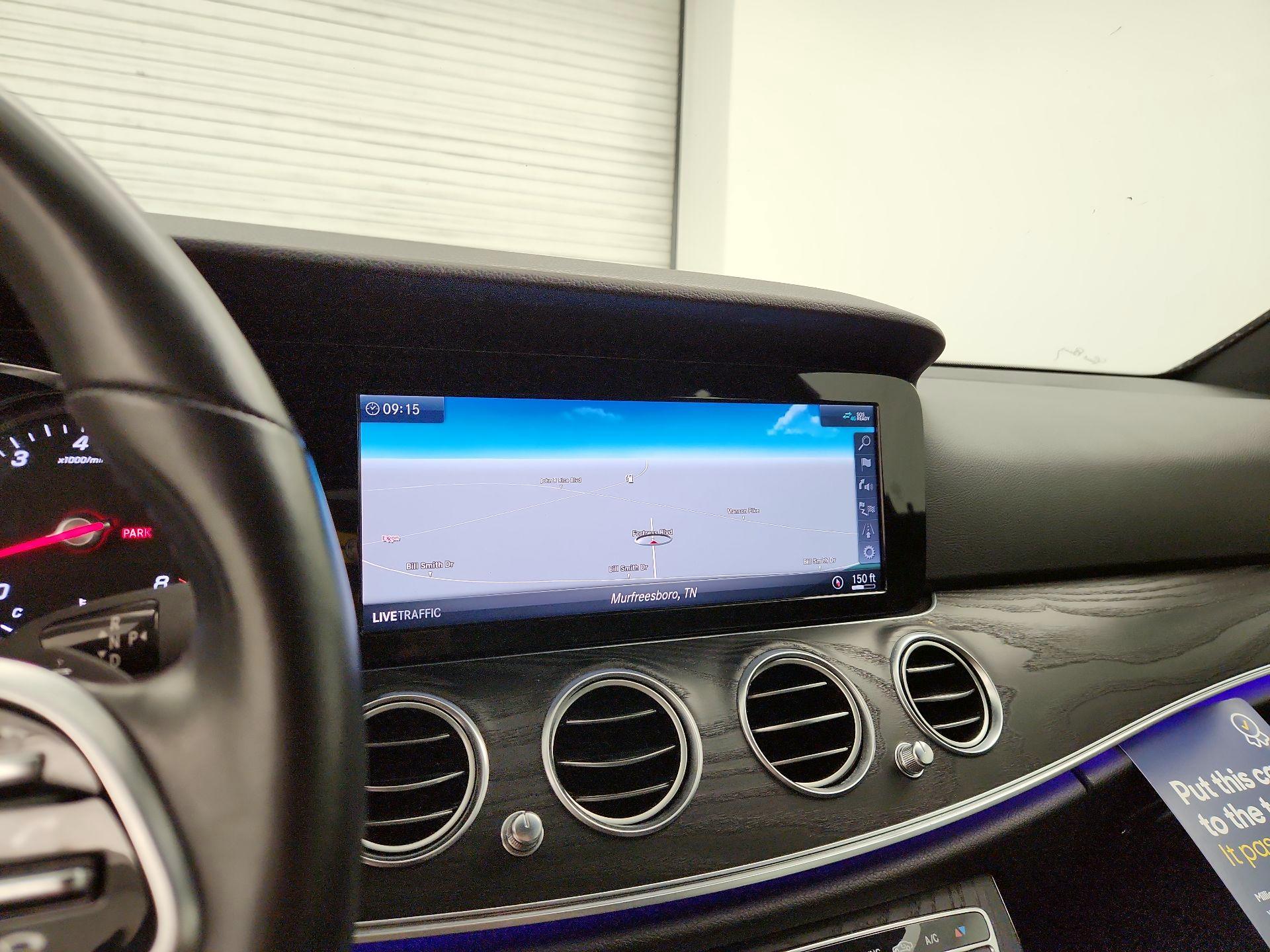 Thumbnail: 2019 Mercedes-Benz E-Class - 12