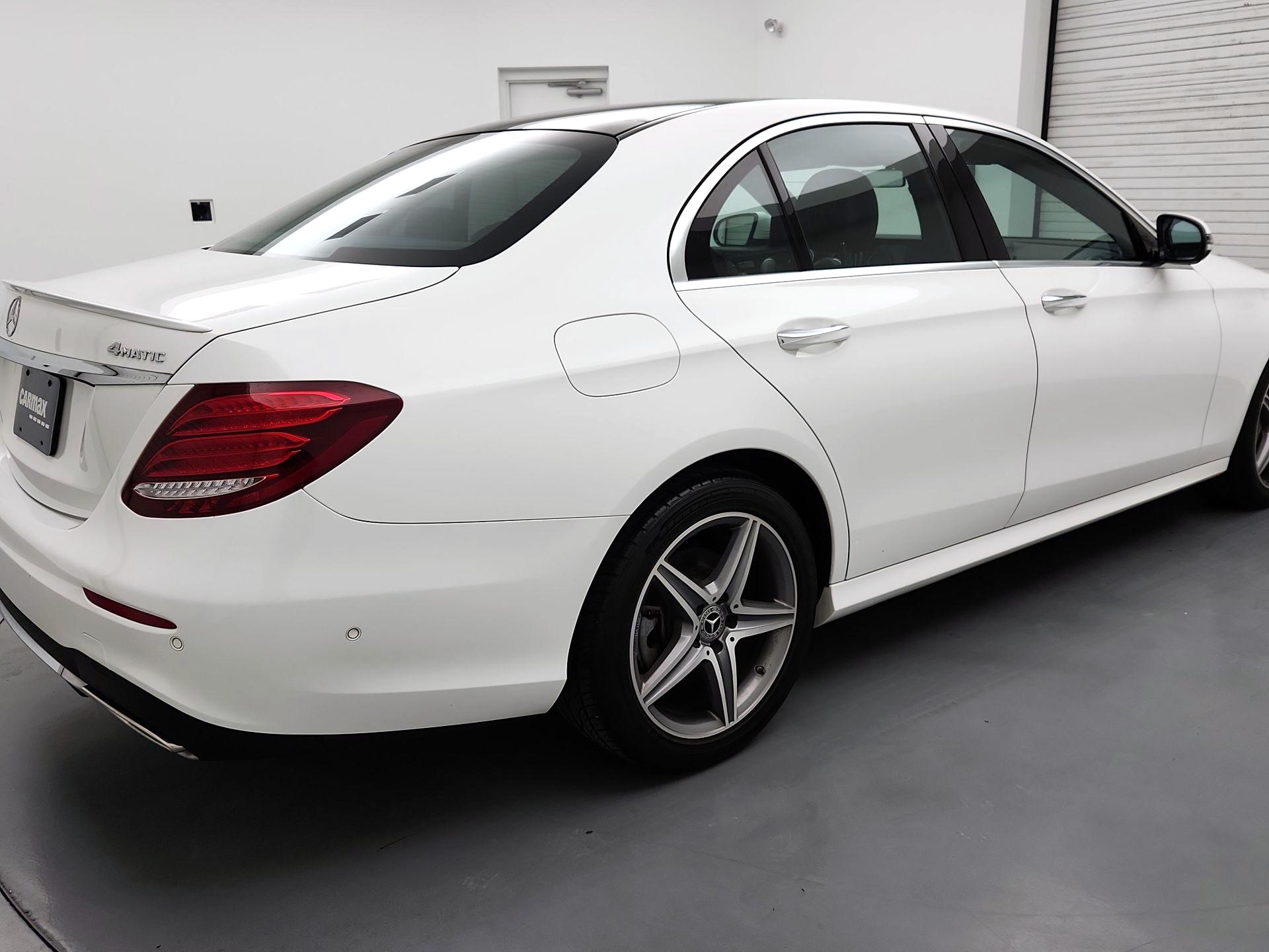 Thumbnail: 2019 Mercedes-Benz E-Class - 5