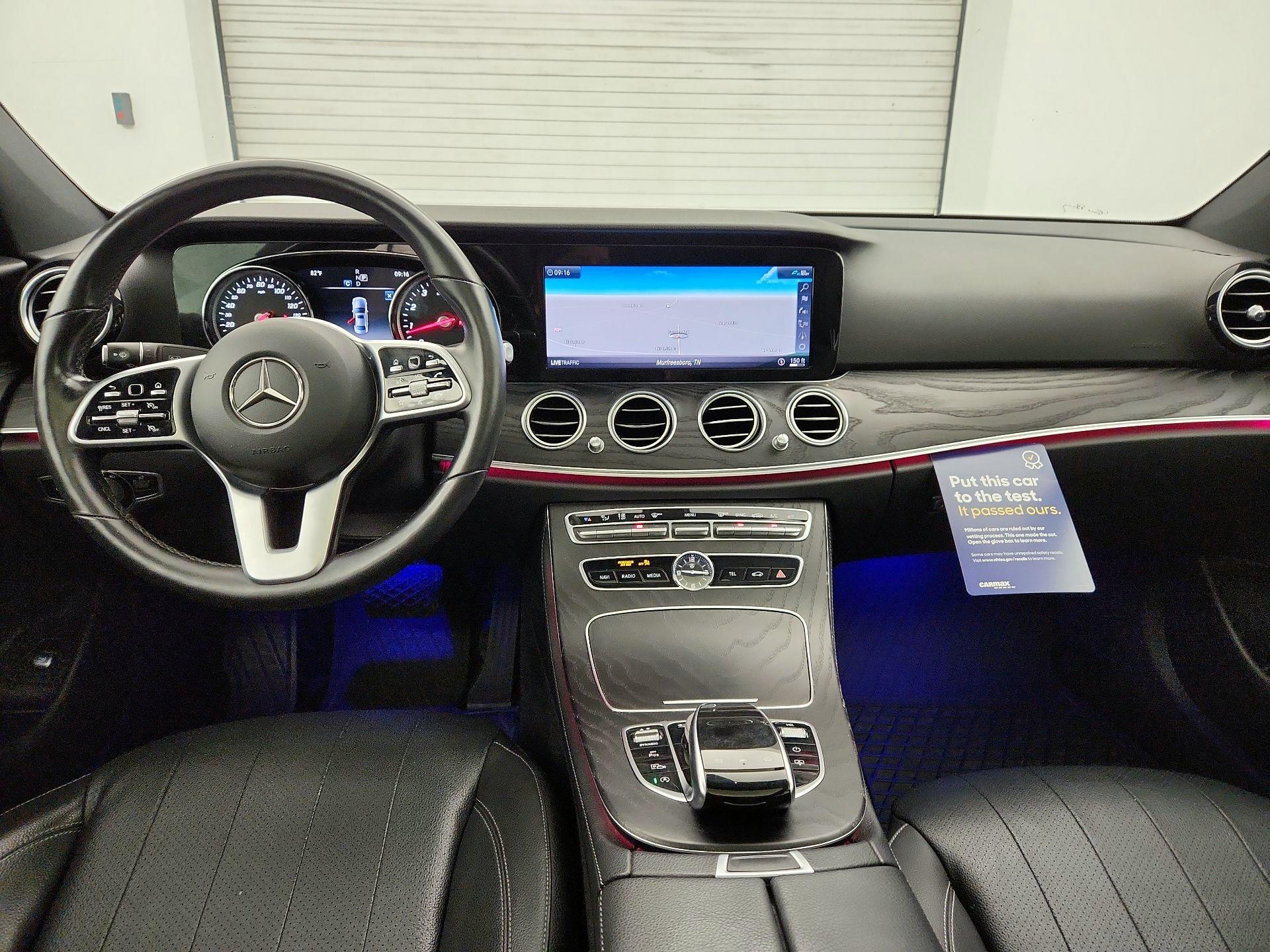 Thumbnail: 2019 Mercedes-Benz E-Class - 8