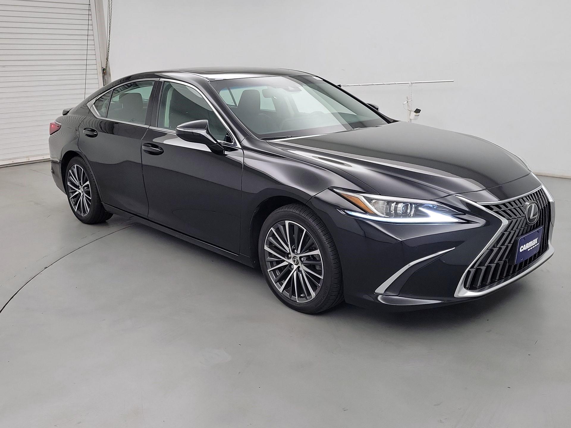 Thumbnail: 2022 Lexus ES - 1