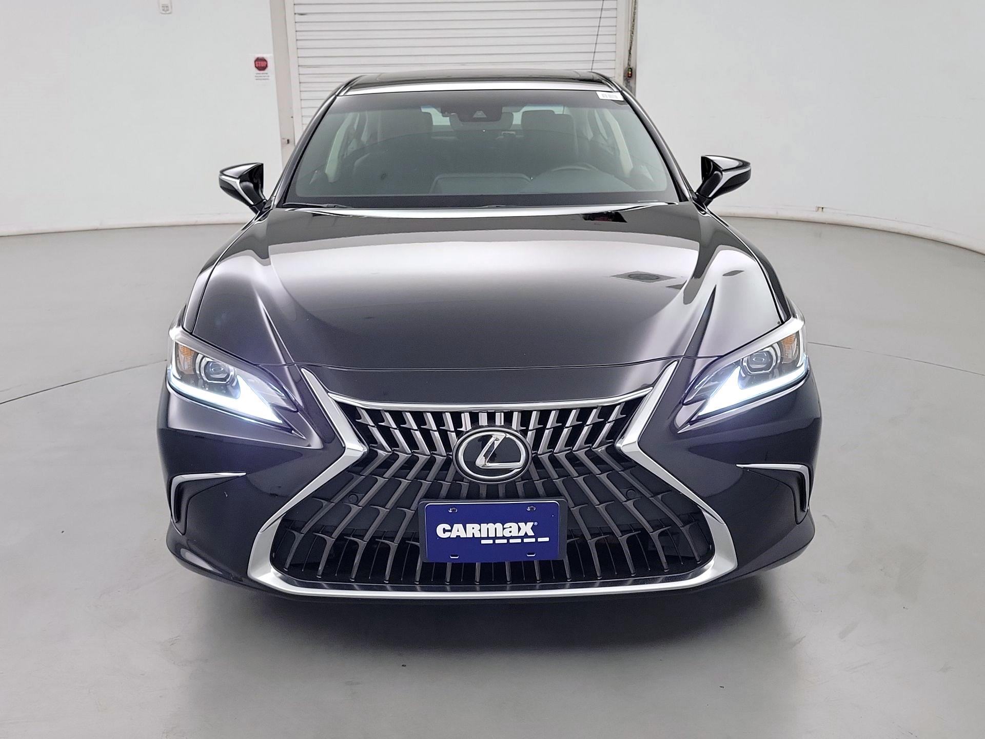 Thumbnail: 2022 Lexus ES - 2