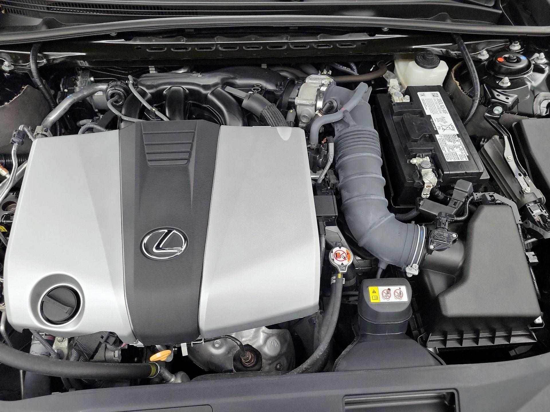 Thumbnail: 2022 Lexus ES - 19