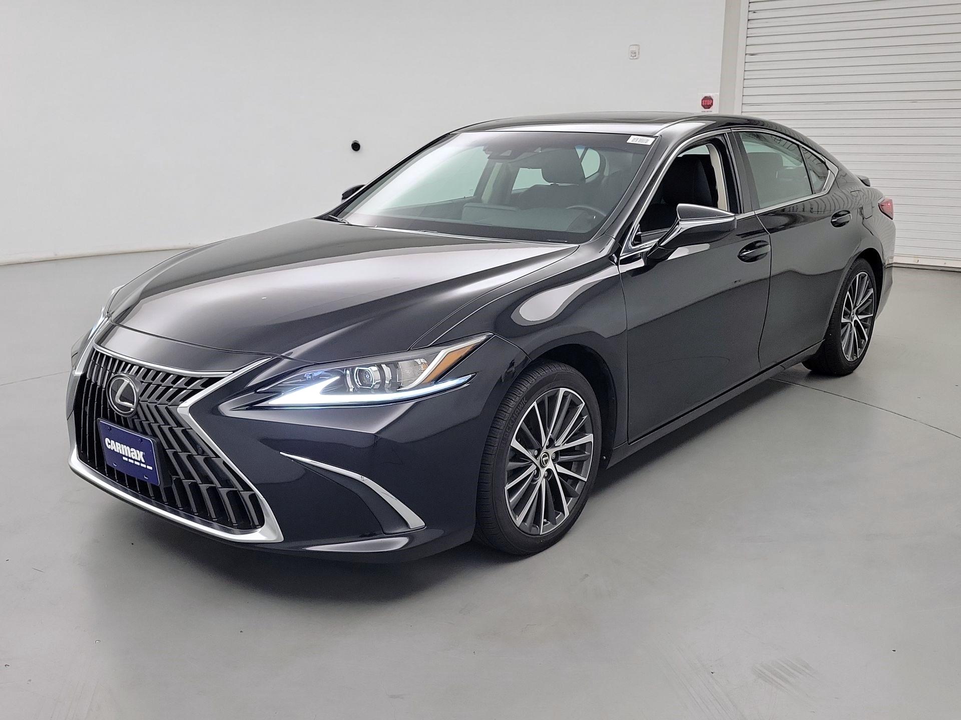 Thumbnail: 2022 Lexus ES - 3