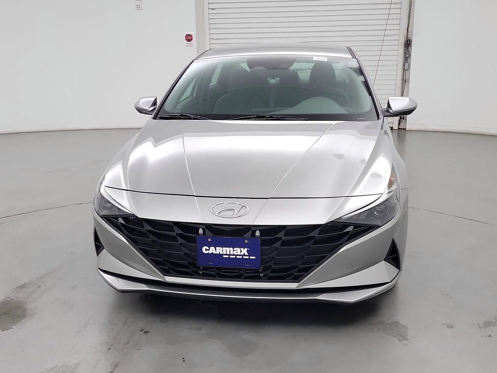 Thumbnail: 2023 Hyundai Elantra - 2