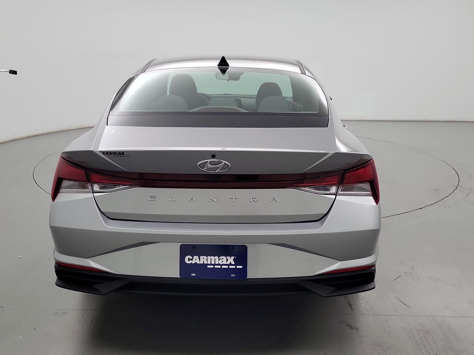 Thumbnail: 2023 Hyundai Elantra - 6