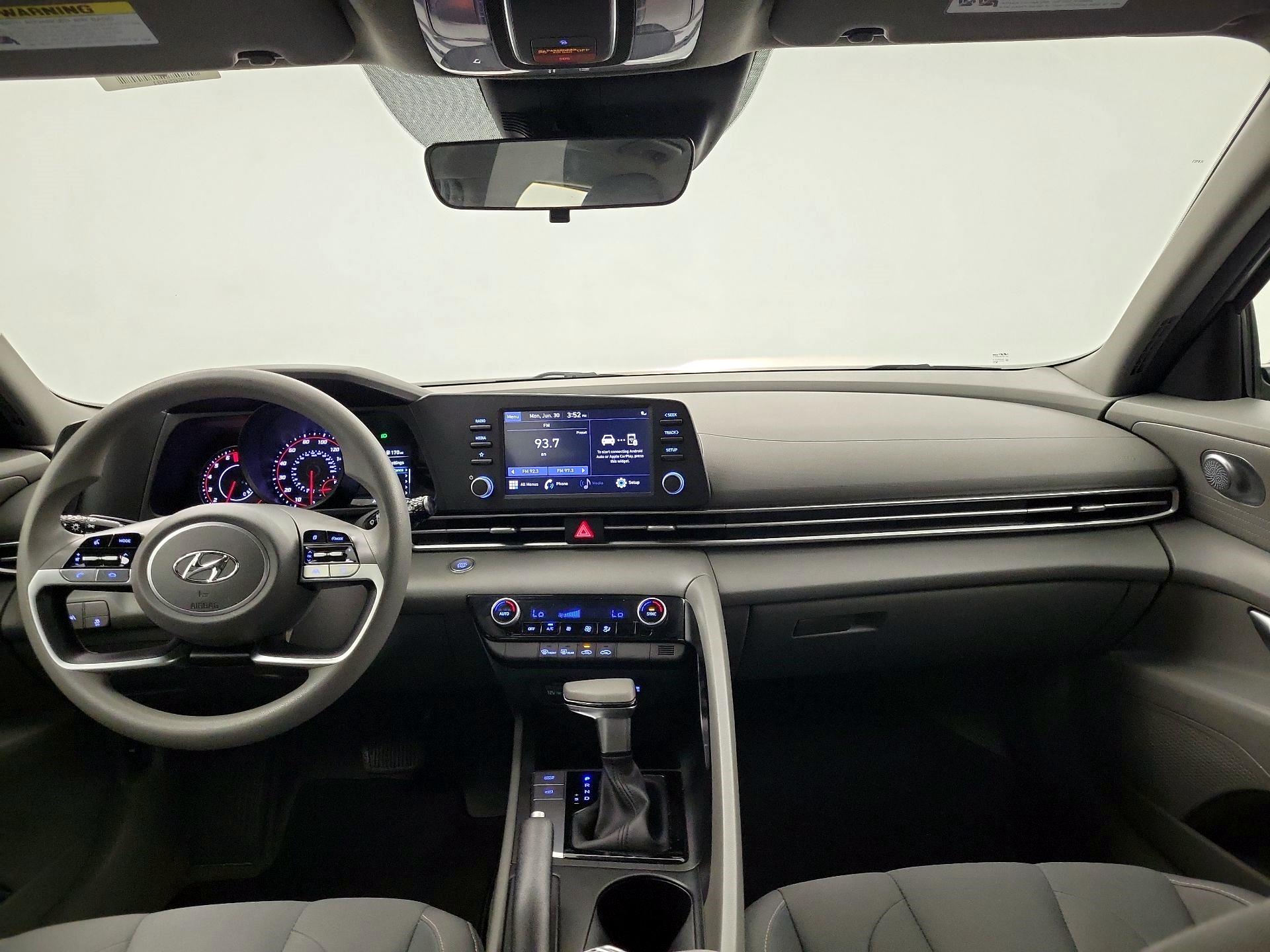 Thumbnail: 2023 Hyundai Elantra - 8