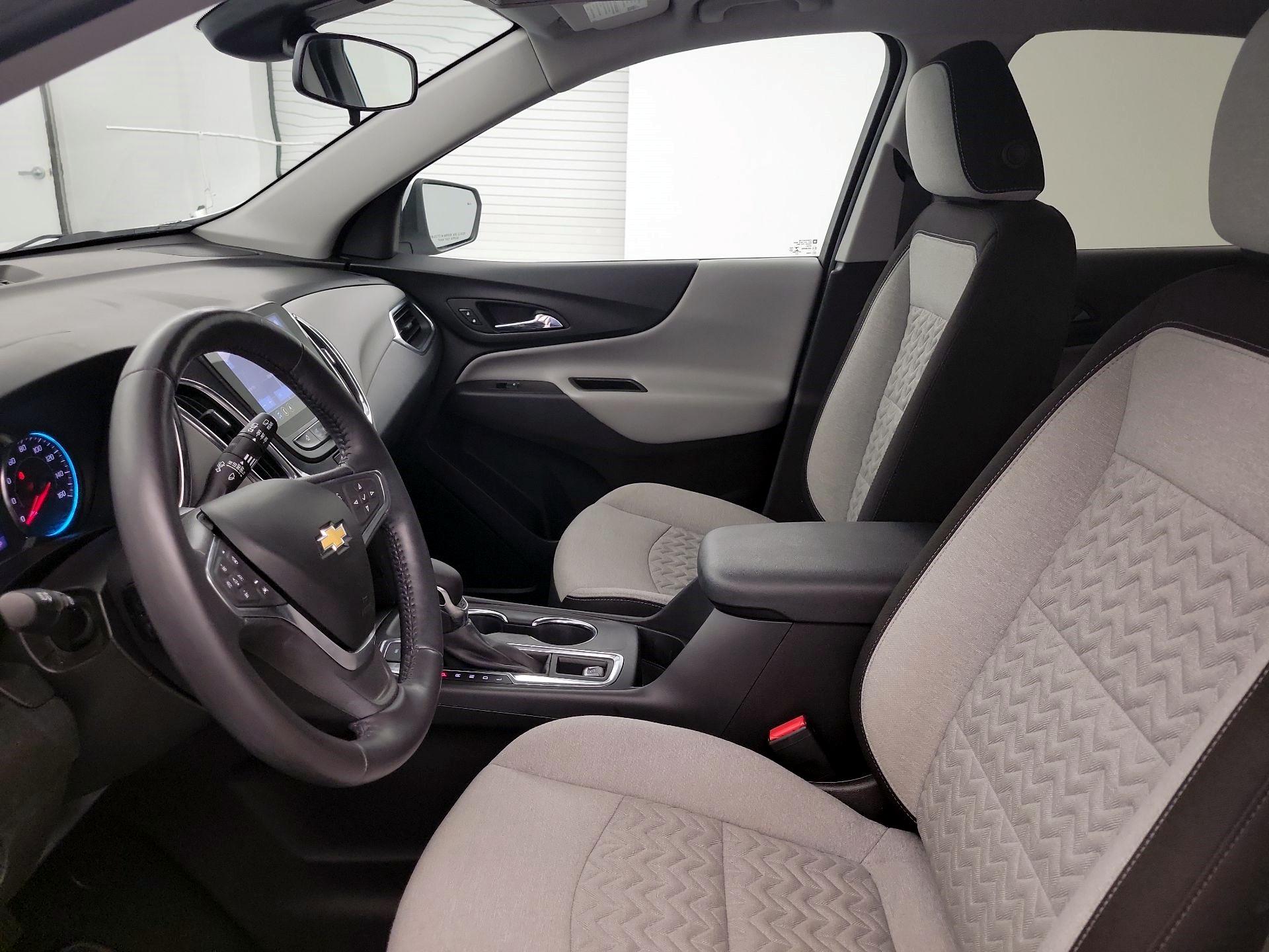 Thumbnail: 2022 Chevrolet Equinox - 9