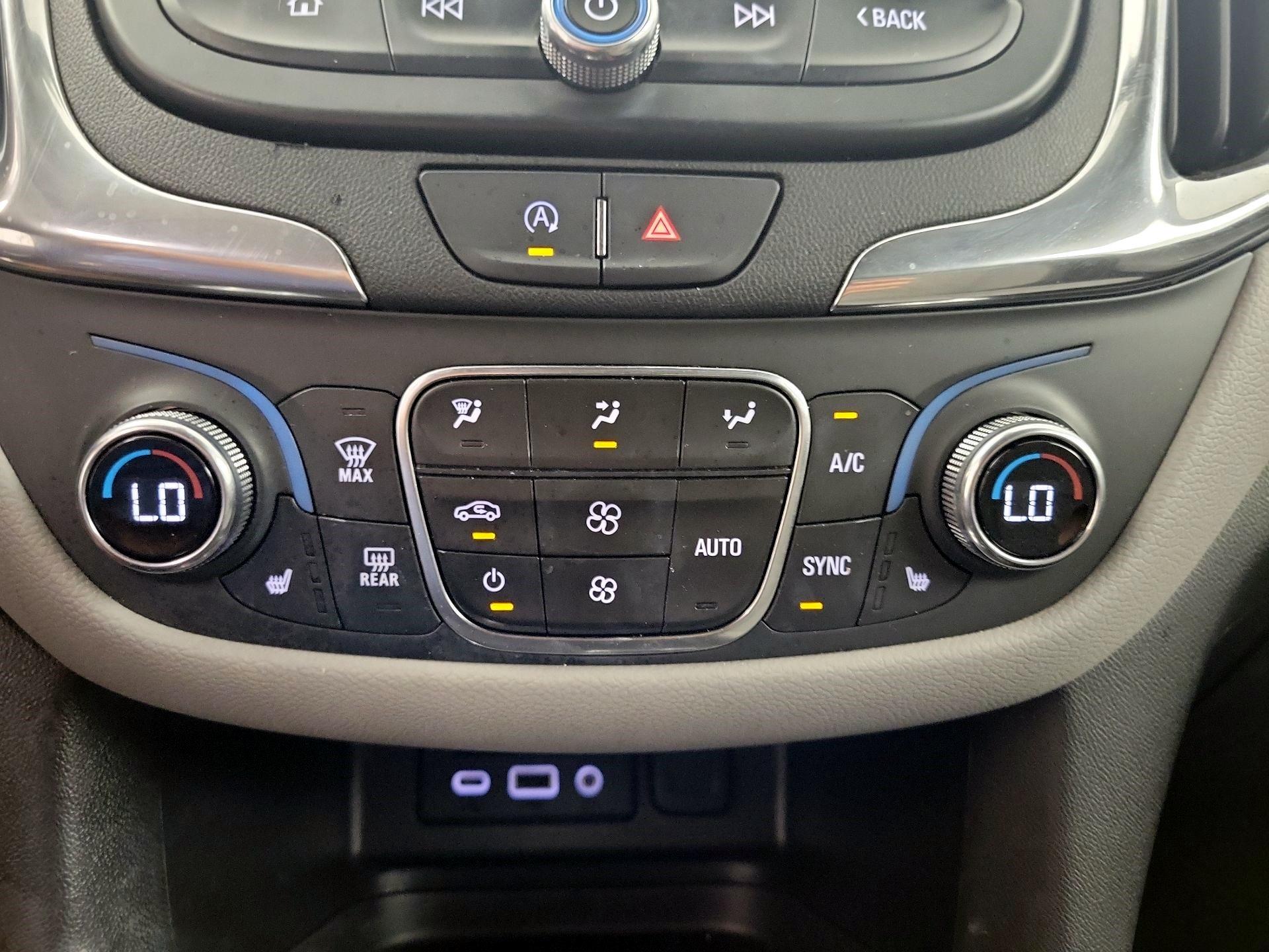 Thumbnail: 2022 Chevrolet Equinox - 15