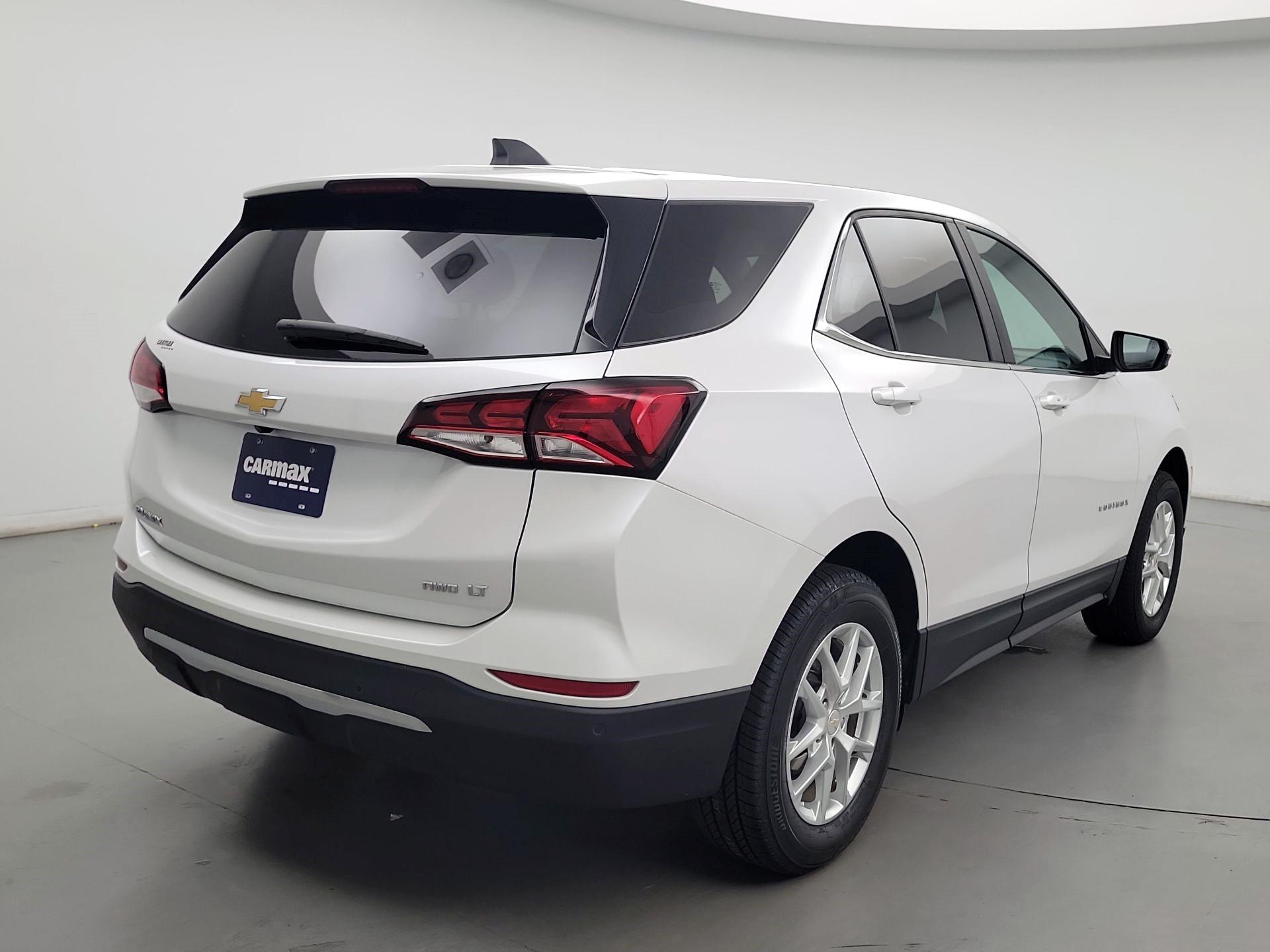 Thumbnail: 2022 Chevrolet Equinox - 5