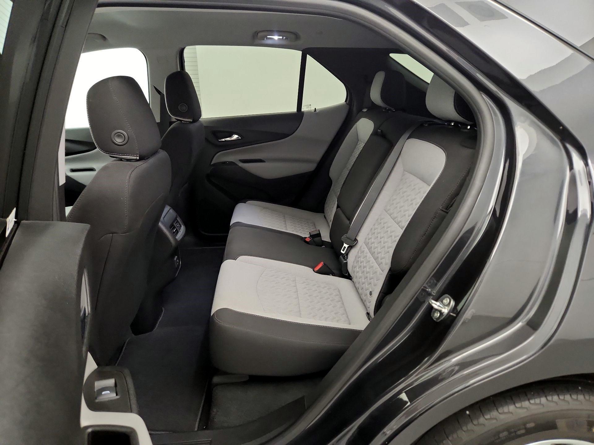 Thumbnail: 2022 Chevrolet Equinox - 16