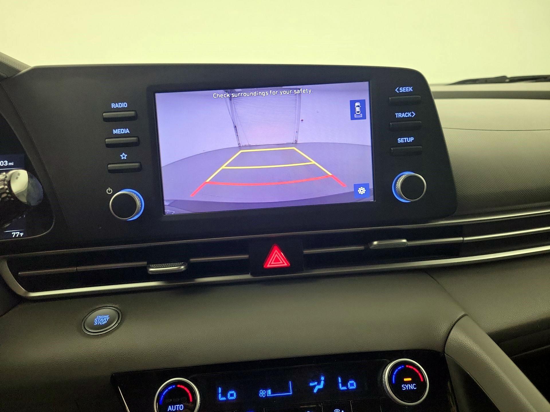 Thumbnail: 2022 Hyundai Elantra - 11