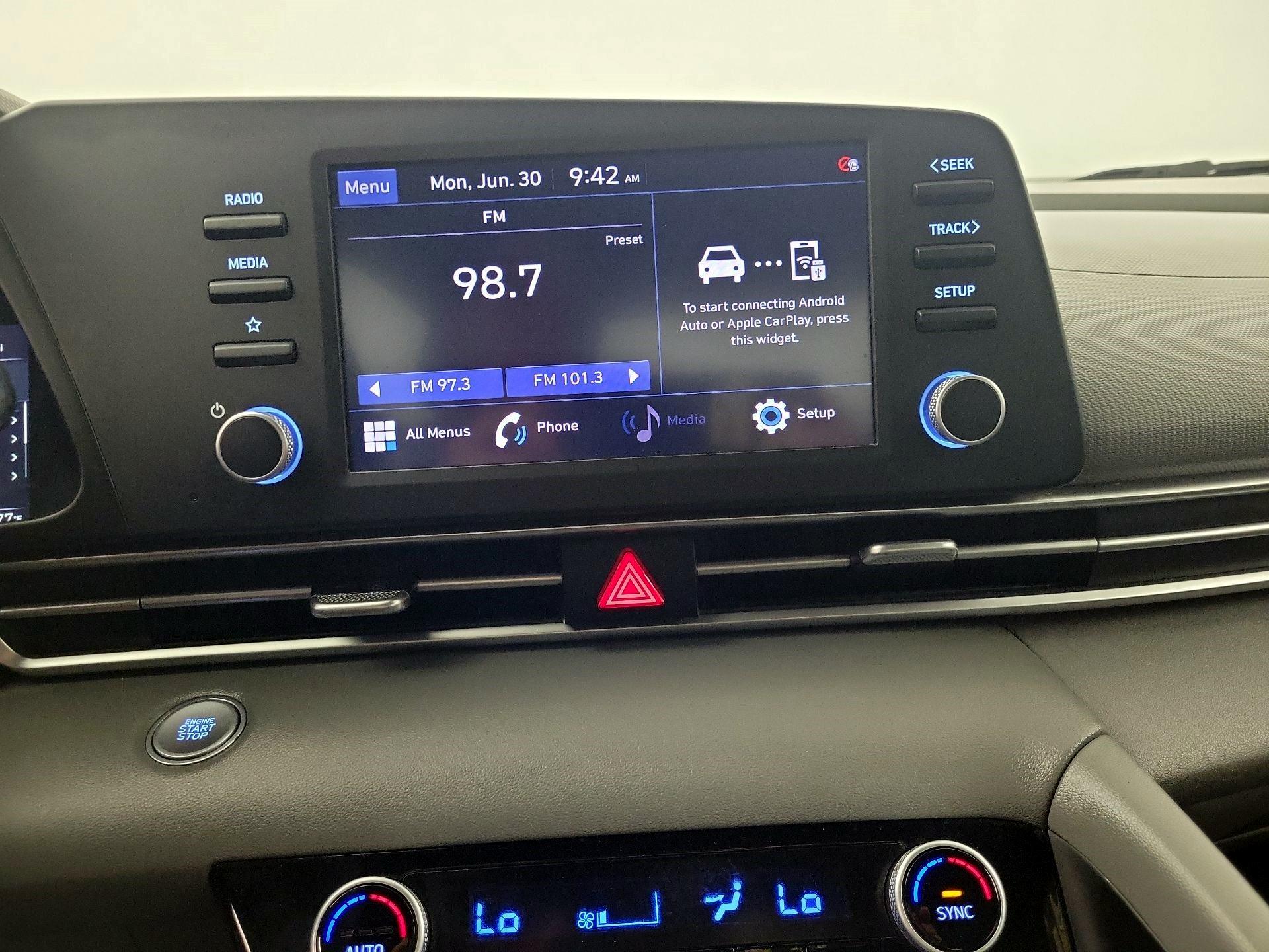 Thumbnail: 2022 Hyundai Elantra - 12