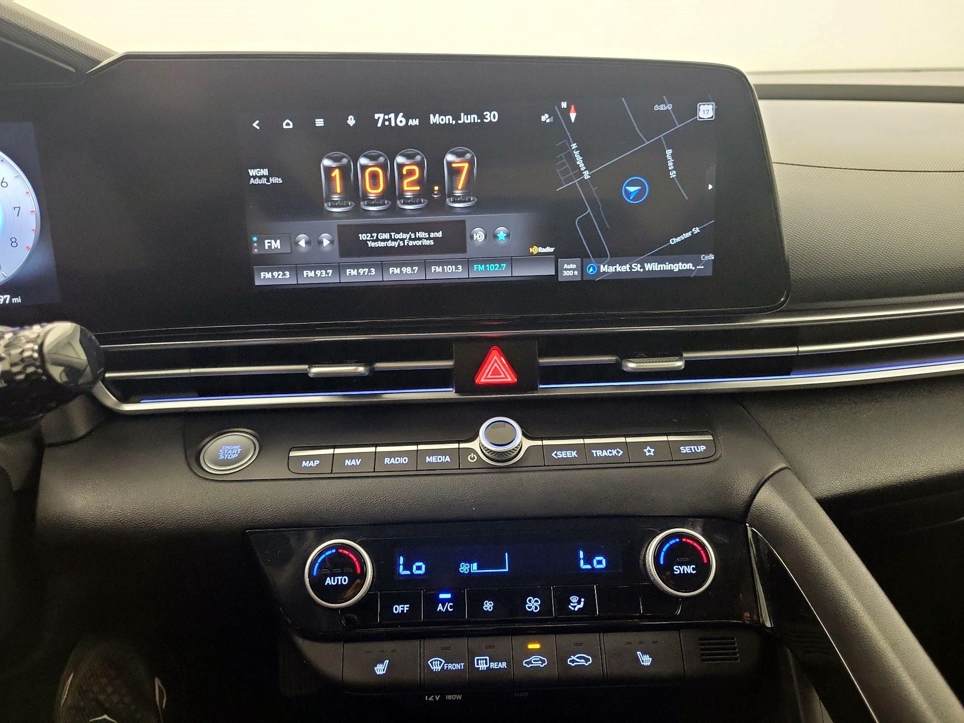 Thumbnail: 2022 Hyundai Elantra - 13