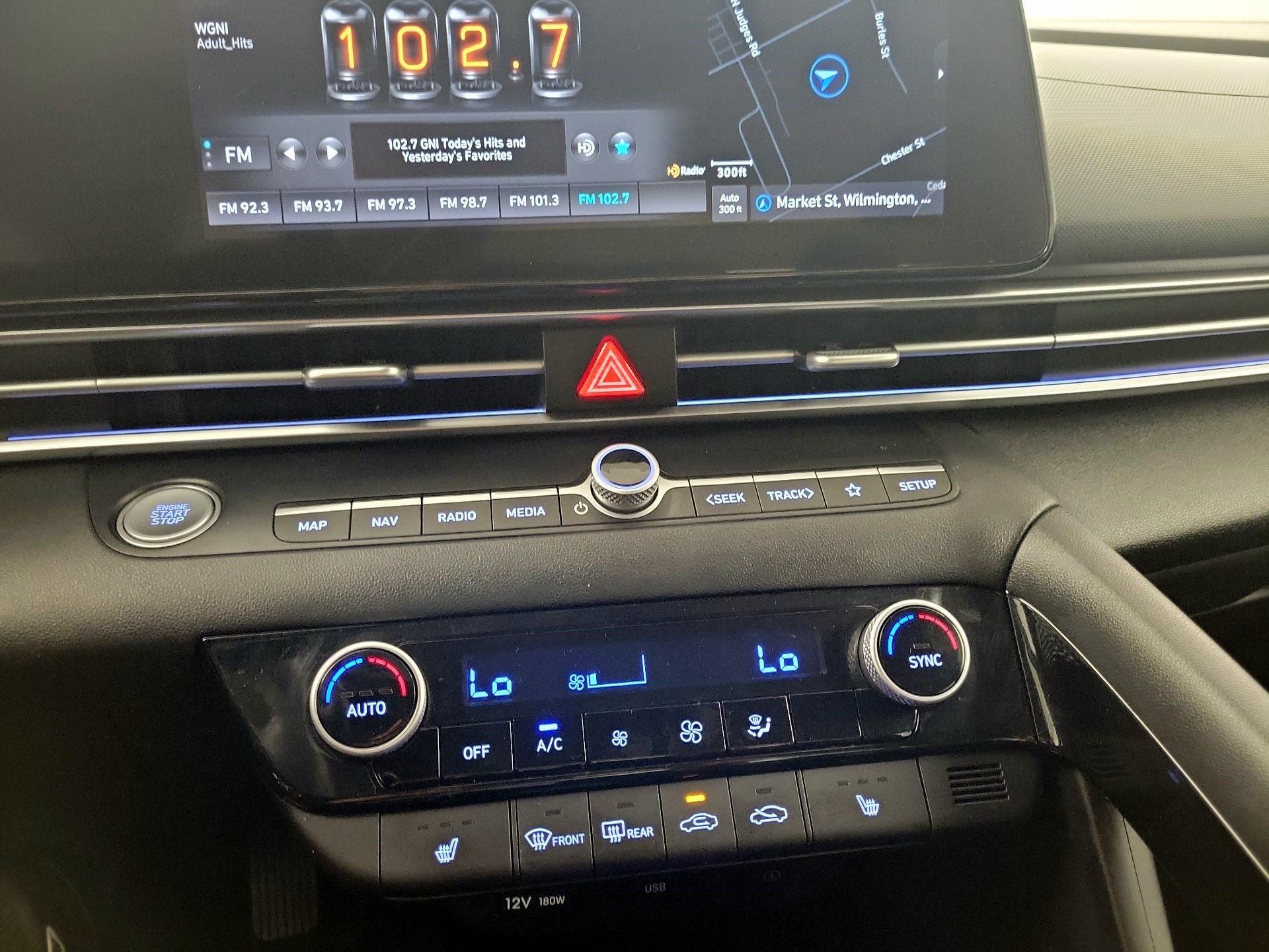 Thumbnail: 2022 Hyundai Elantra - 14