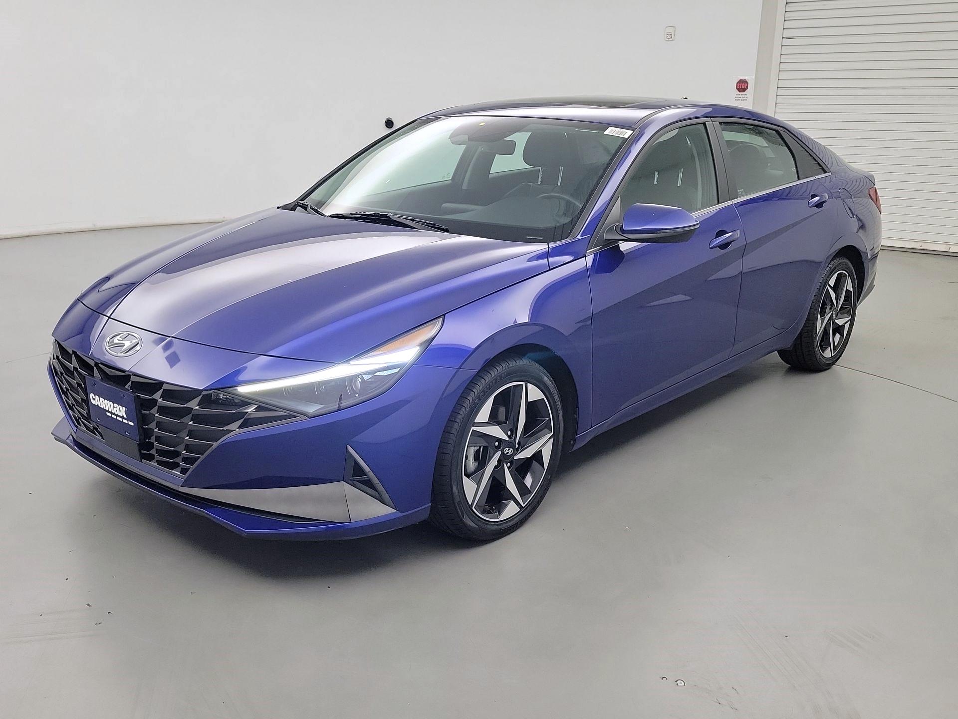 Thumbnail: 2022 Hyundai Elantra - 3