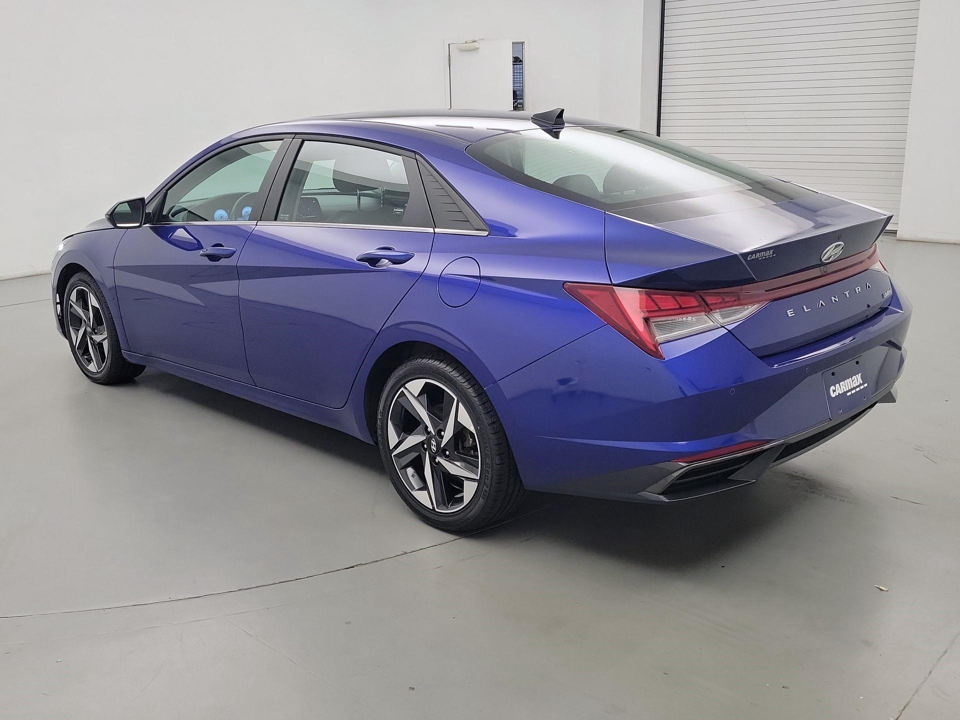 Thumbnail: 2022 Hyundai Elantra - 7