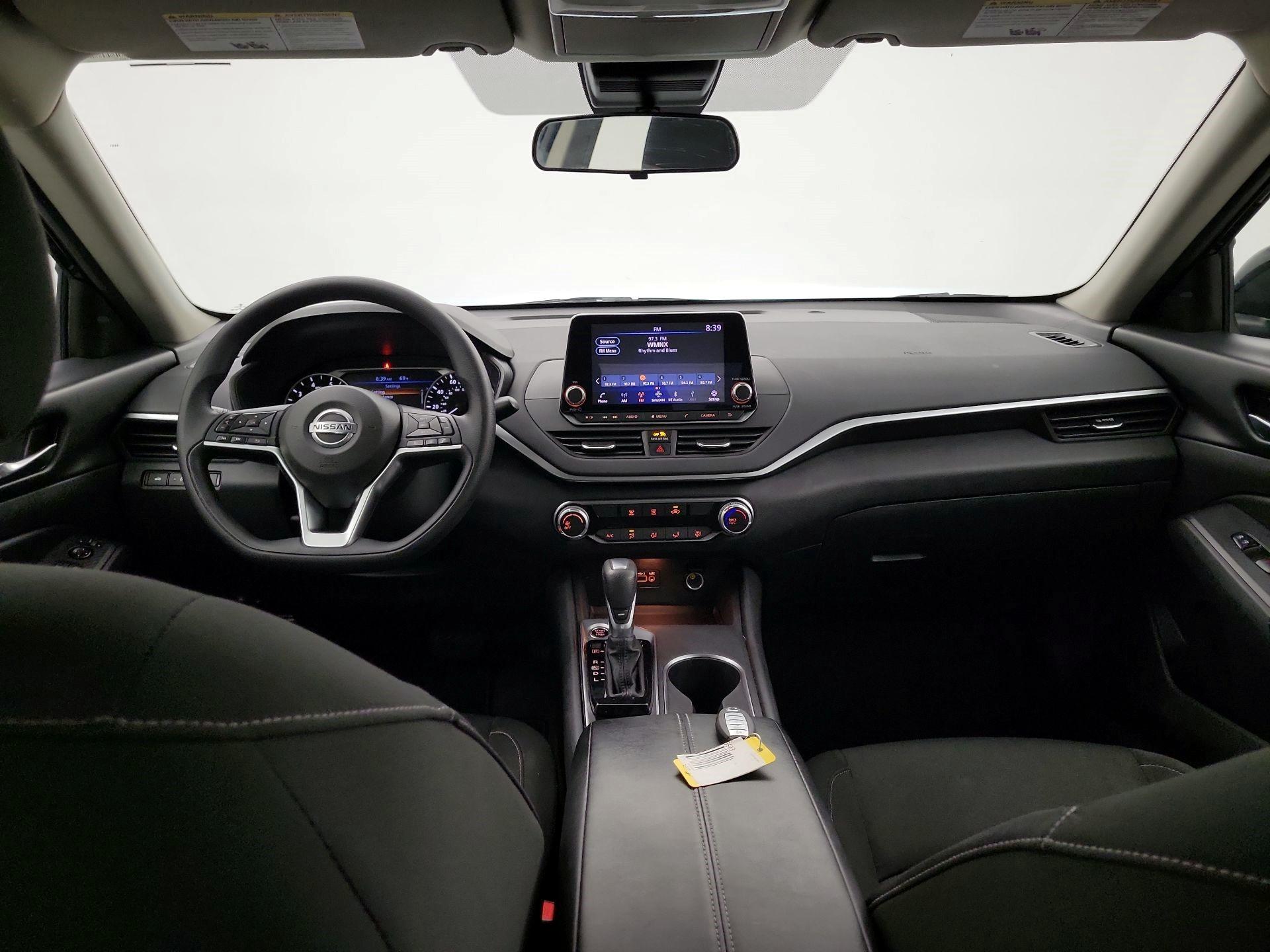 Thumbnail: 2022 Nissan Altima - 8