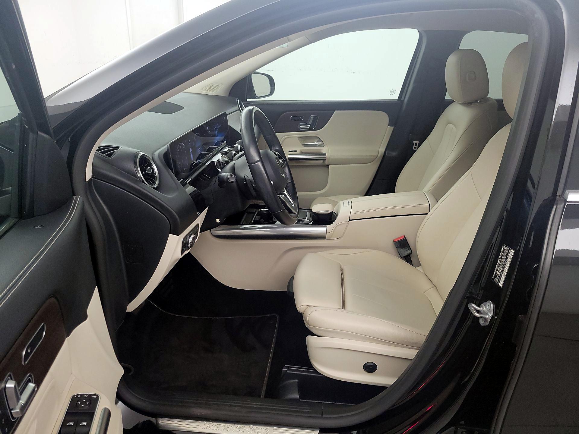 Thumbnail: 2021 Mercedes-Benz GLA - 11