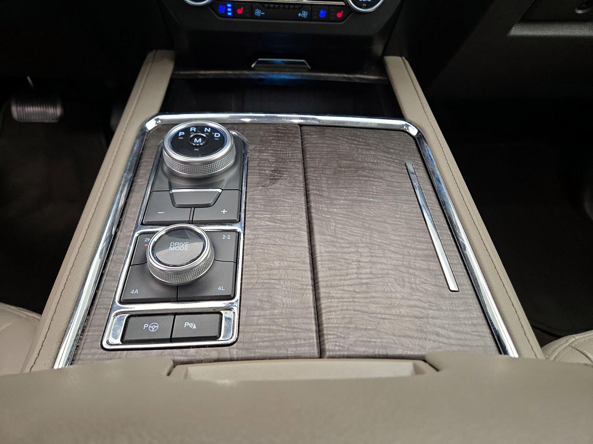 Thumbnail: 2021 Ford Expedition - 18