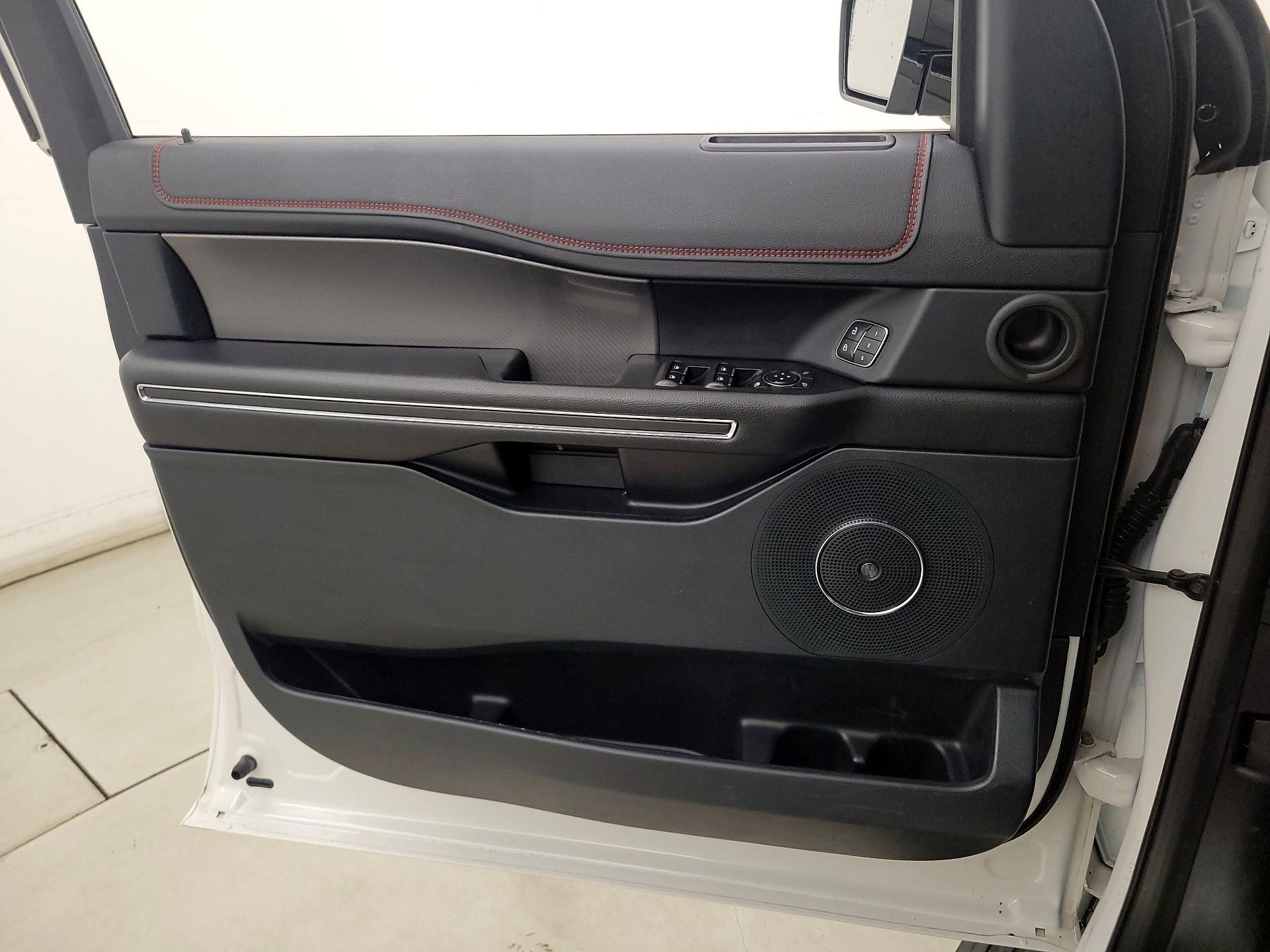 Thumbnail: 2021 Ford Expedition - 12