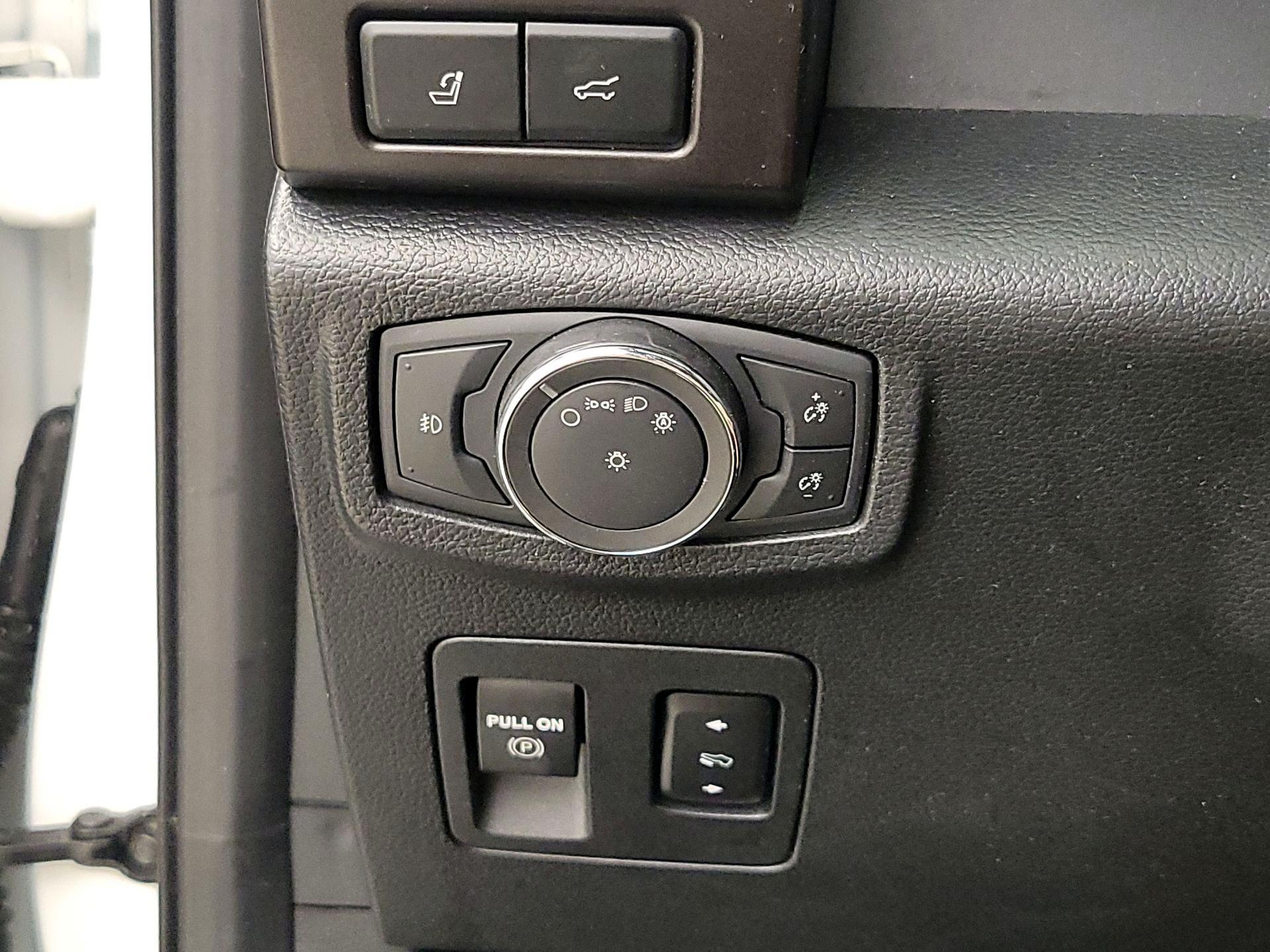 Thumbnail: 2021 Ford Expedition - 13