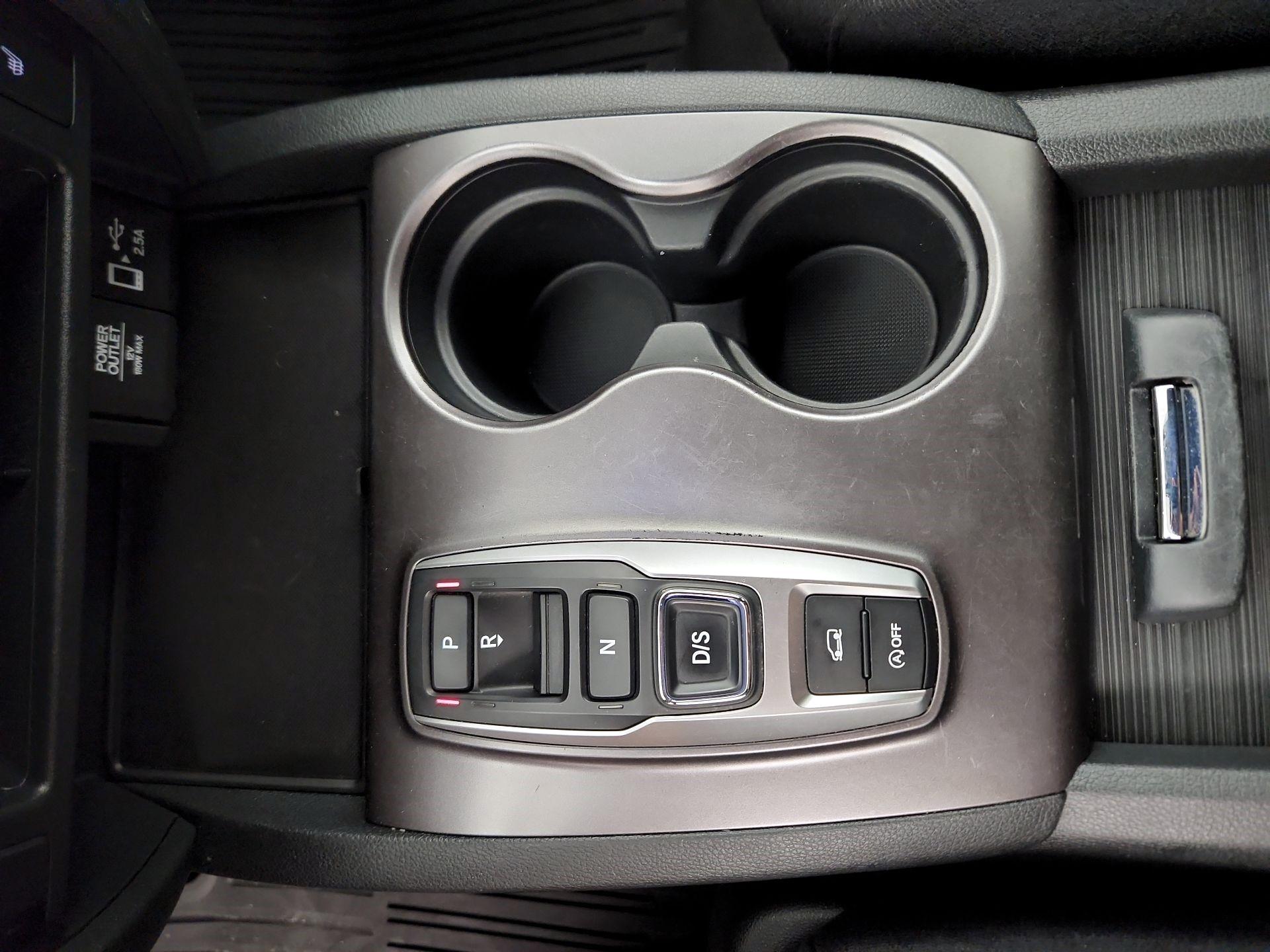 Thumbnail: 2022 Honda Pilot - 15