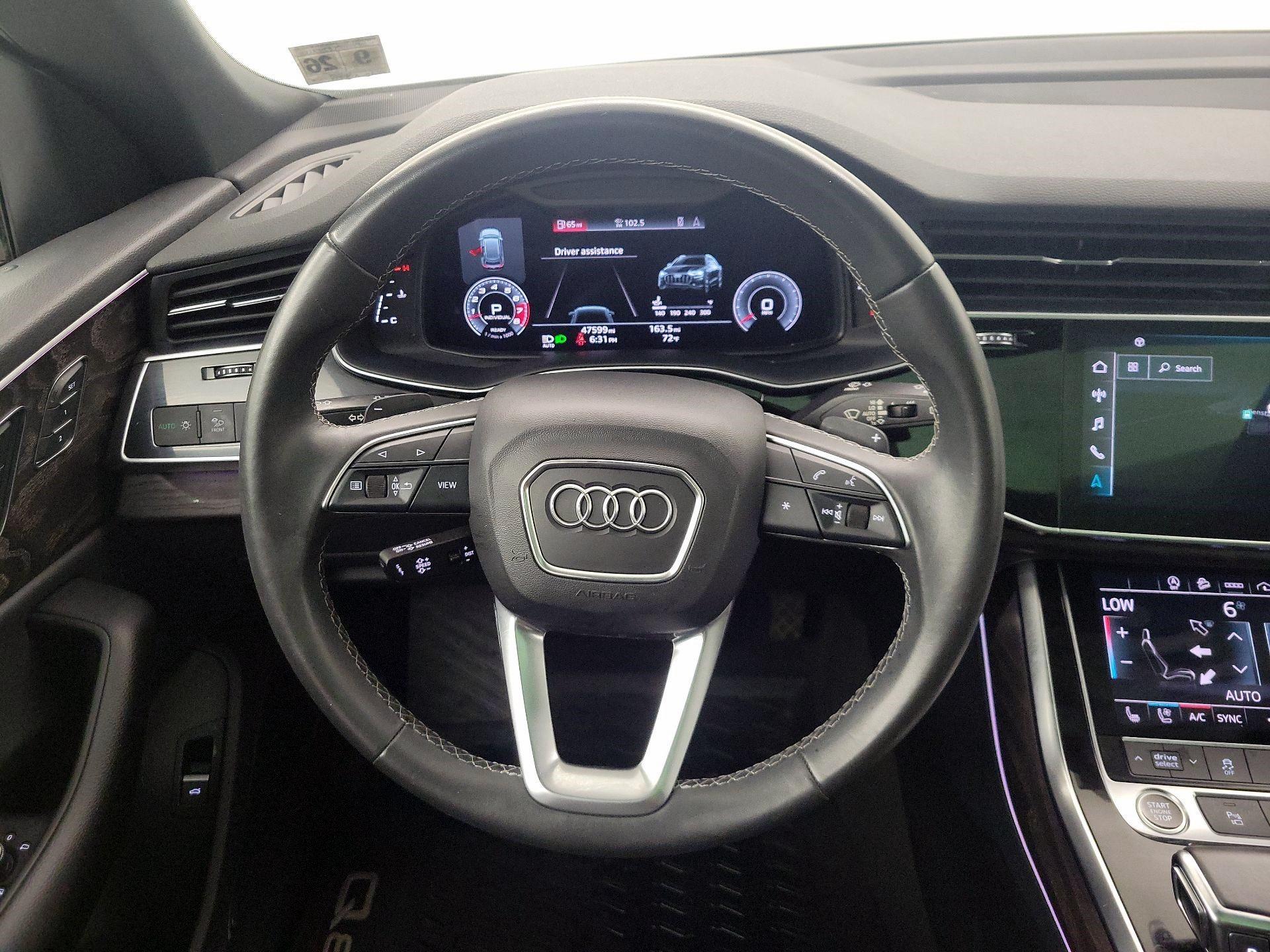 Thumbnail: 2021 Audi Q8 - 10