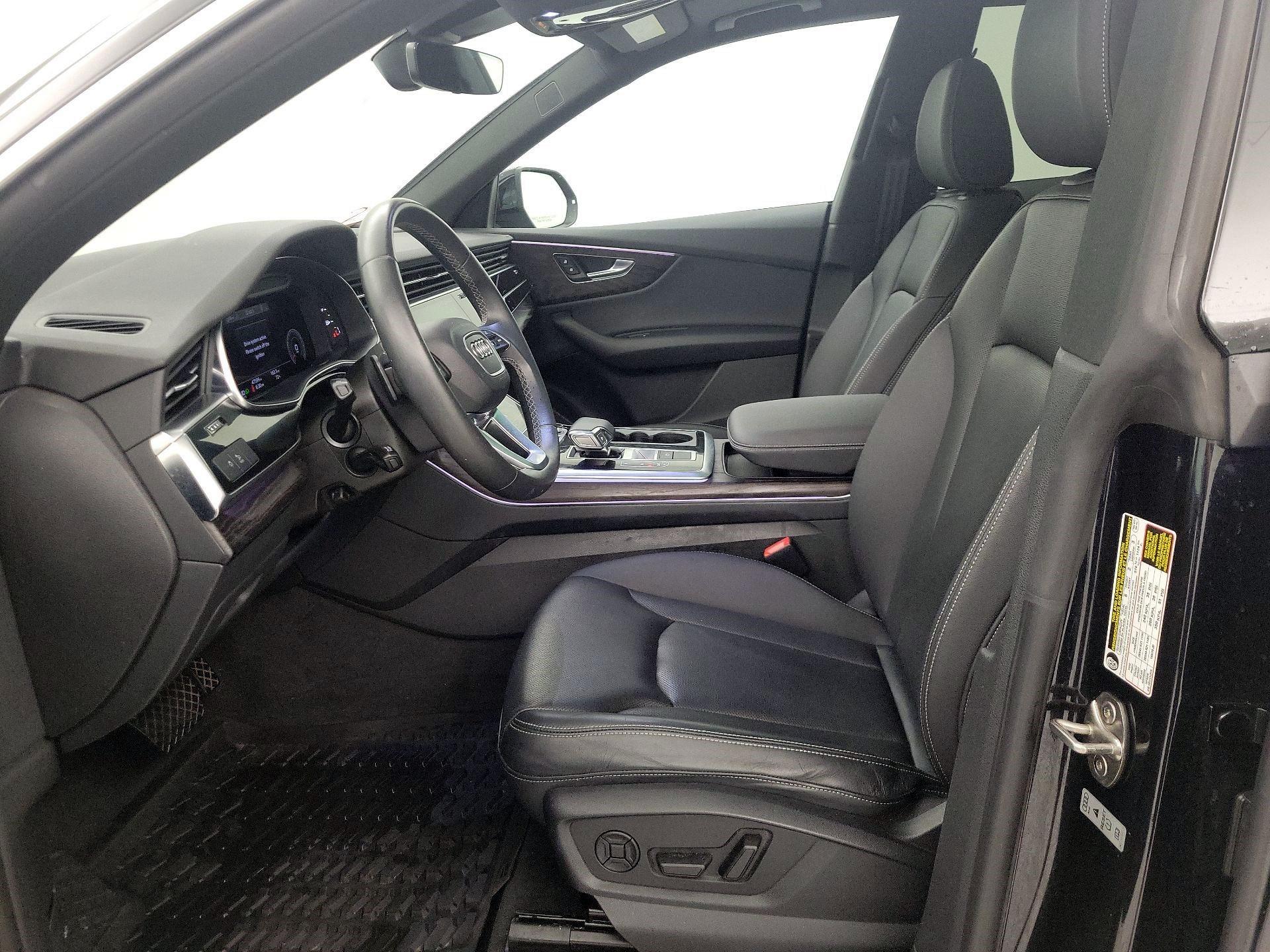 Thumbnail: 2021 Audi Q8 - 11