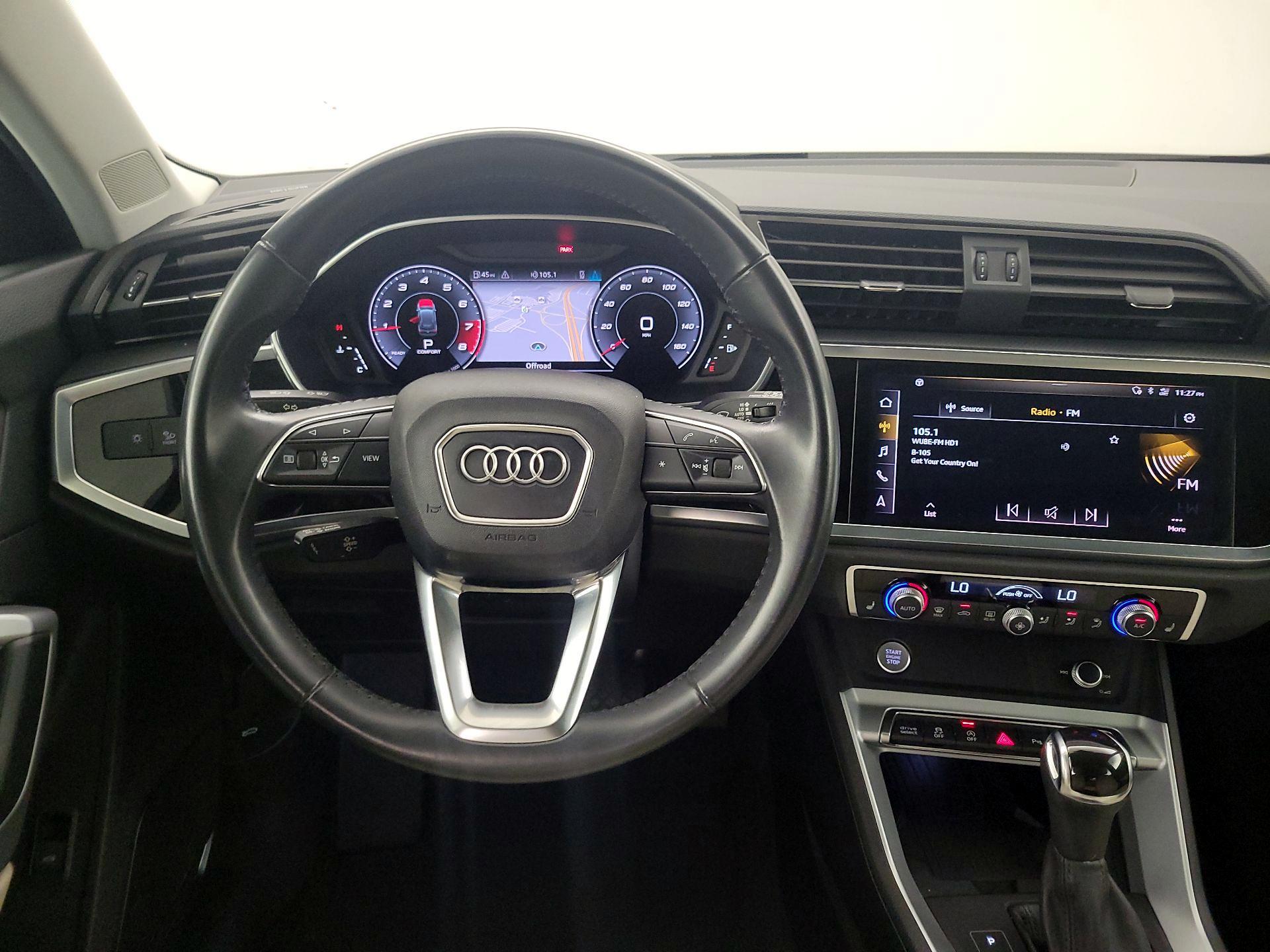 Thumbnail: 2020 Audi Q3 - 10