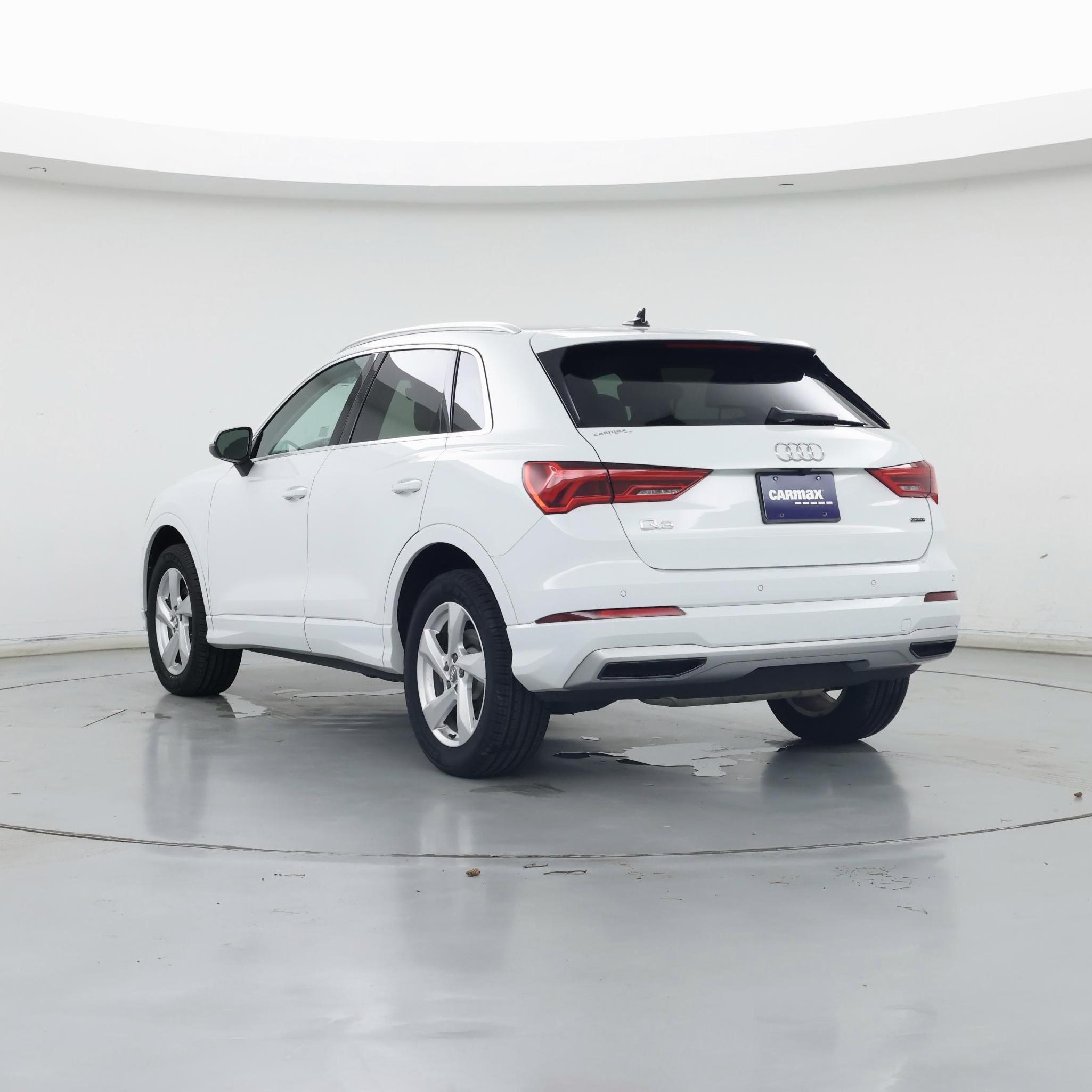 Thumbnail: 2020 Audi Q3 - 2