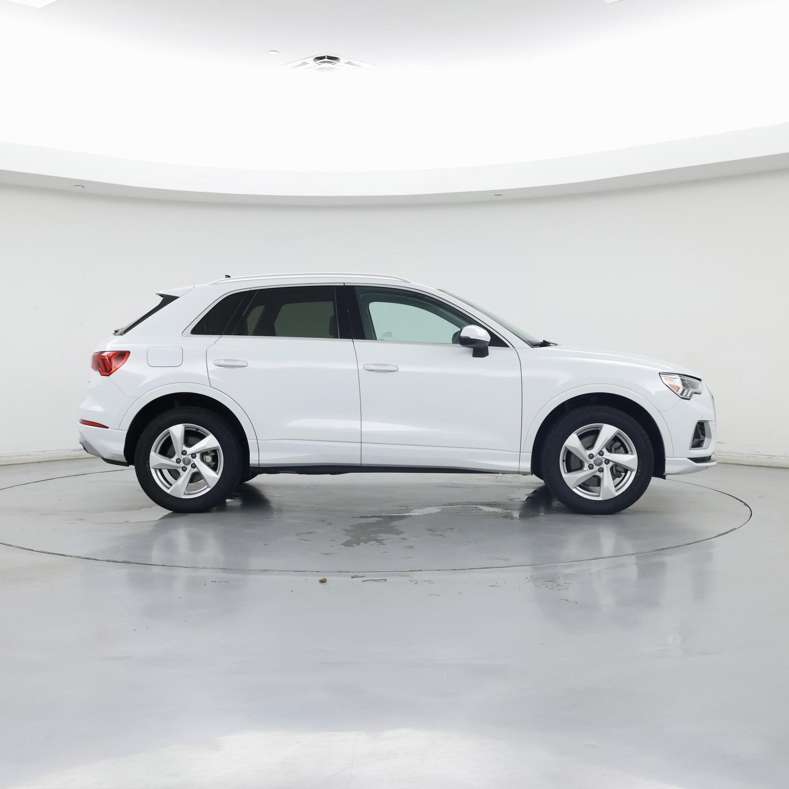 Thumbnail: 2020 Audi Q3 - 7