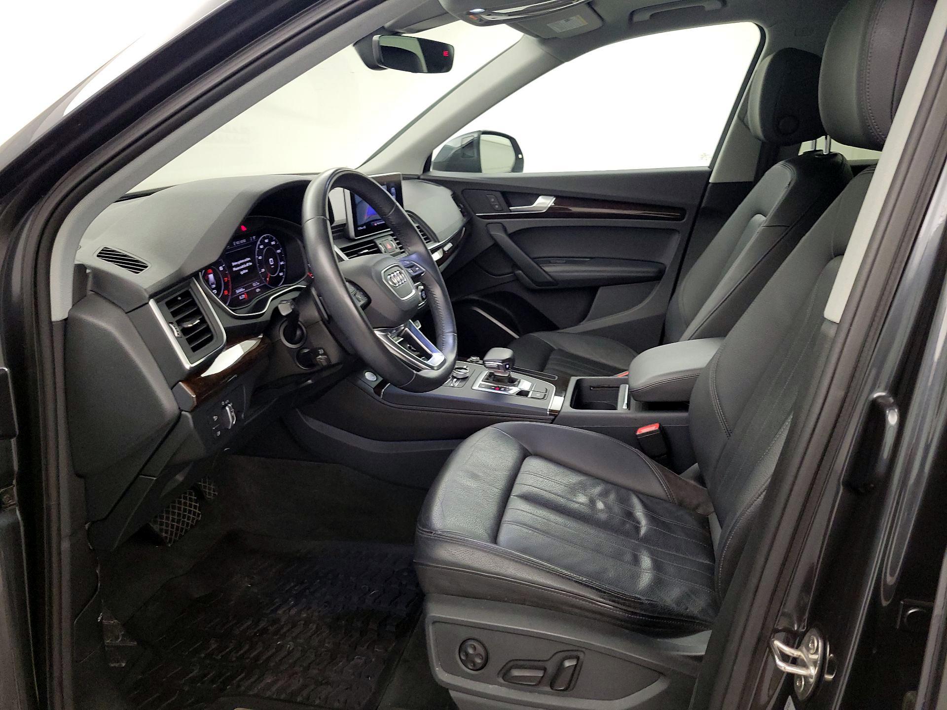 Thumbnail: 2019 Audi Q5 - 11