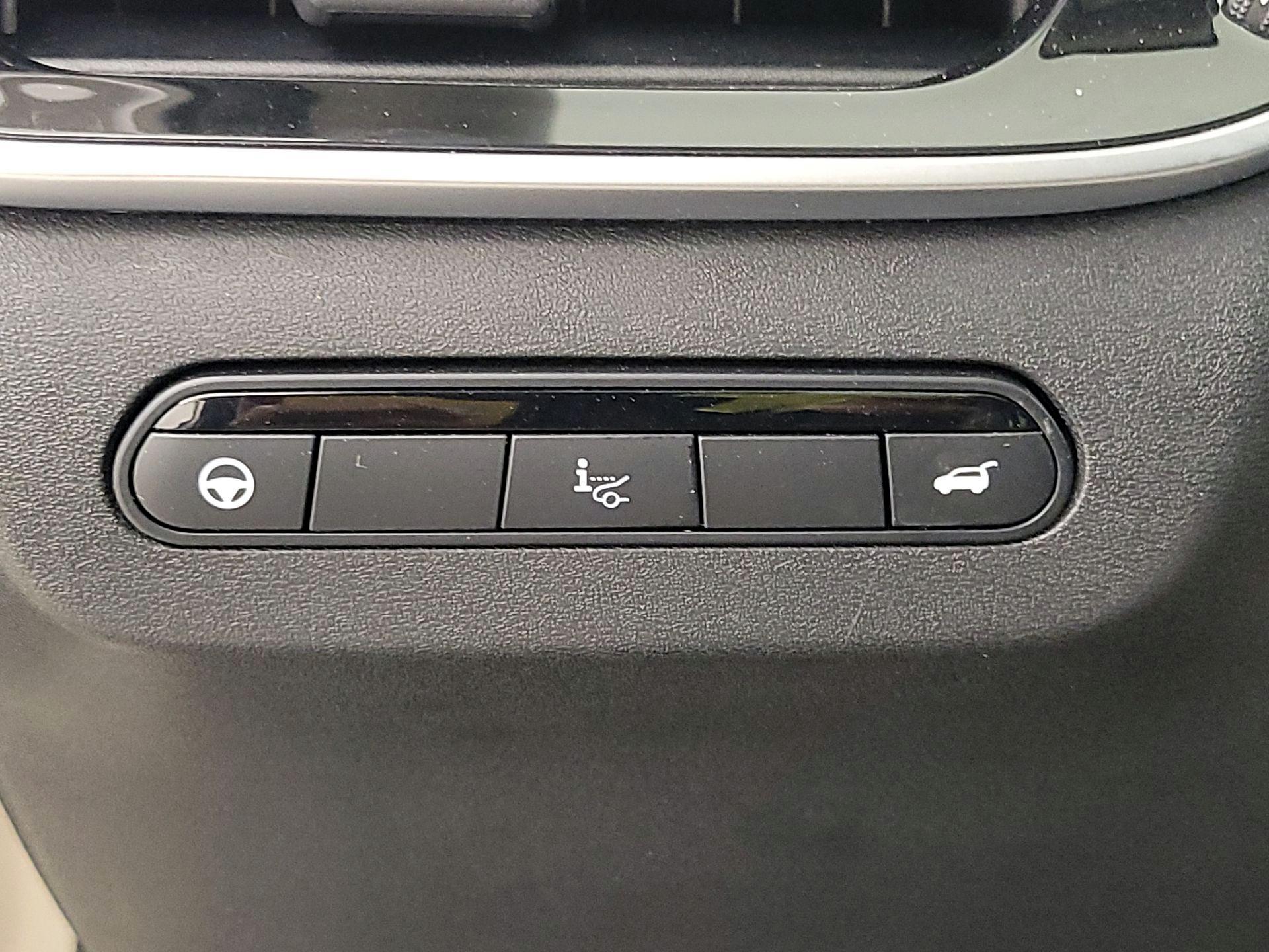 Thumbnail: 2022 INFINITI QX60 - 13