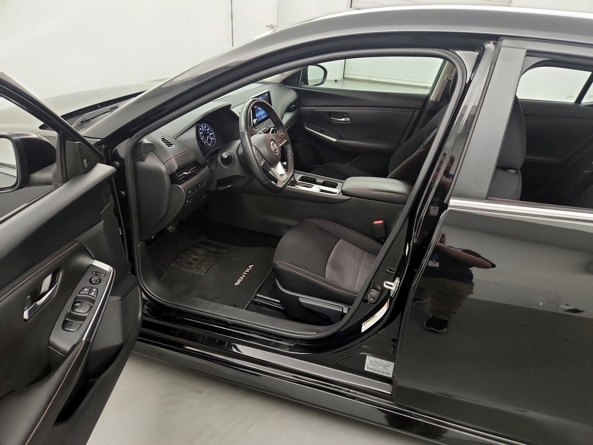 Thumbnail: 2023 Nissan Sentra - 9