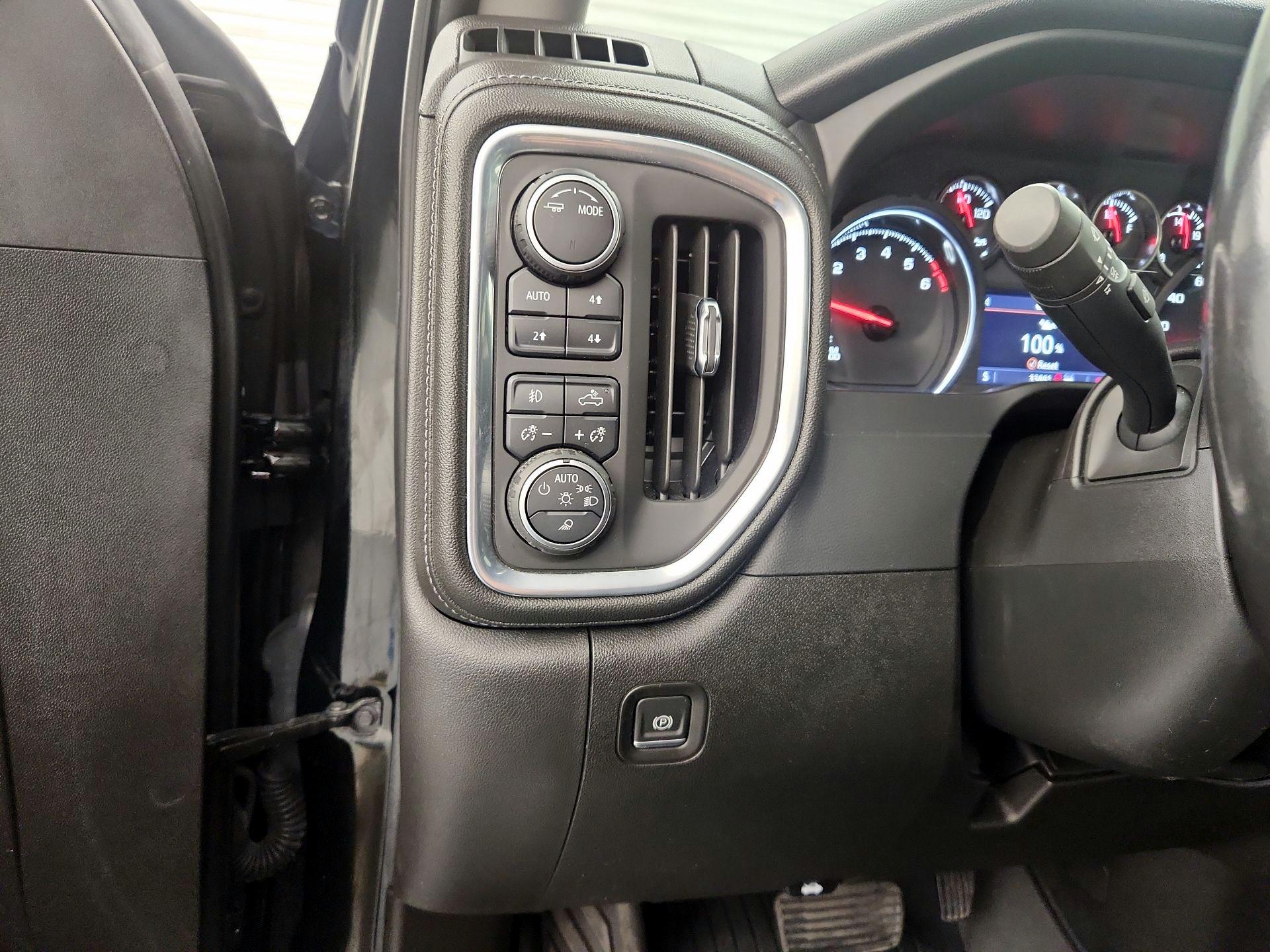 Thumbnail: 2021 Chevrolet Silverado 1500 - 13