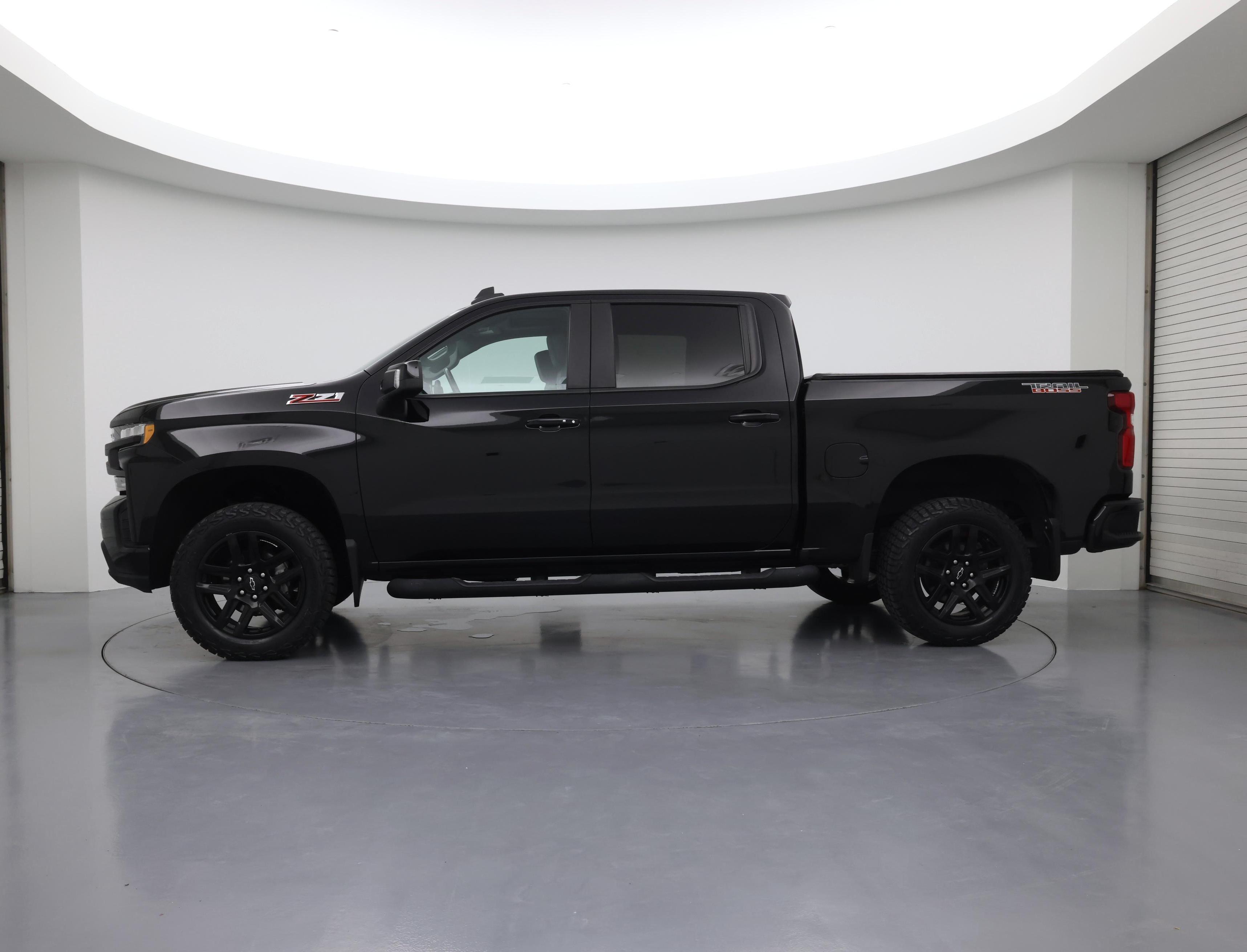 Thumbnail: 2021 Chevrolet Silverado 1500 - 3