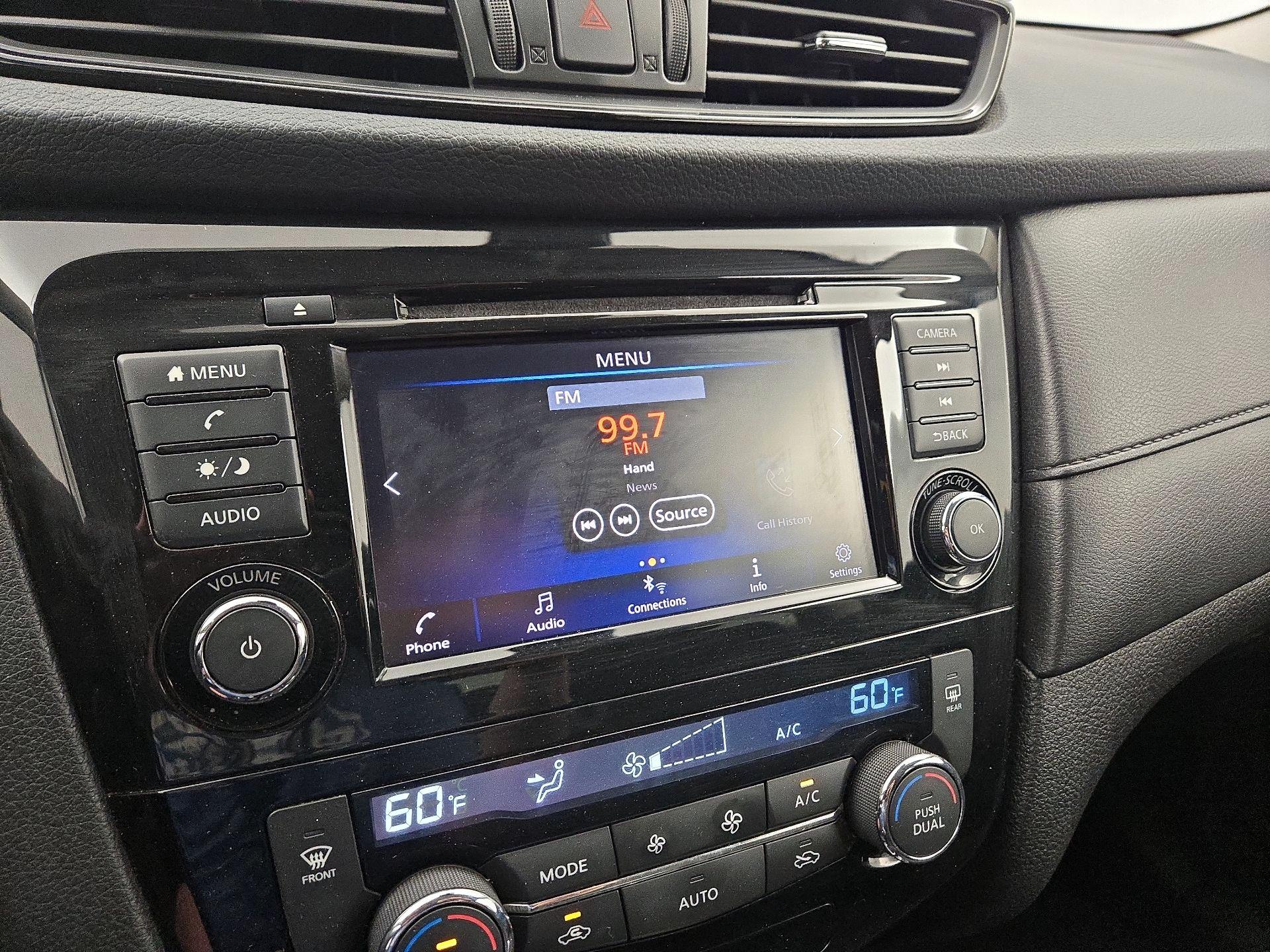 Thumbnail: 2019 Nissan Rogue - 15