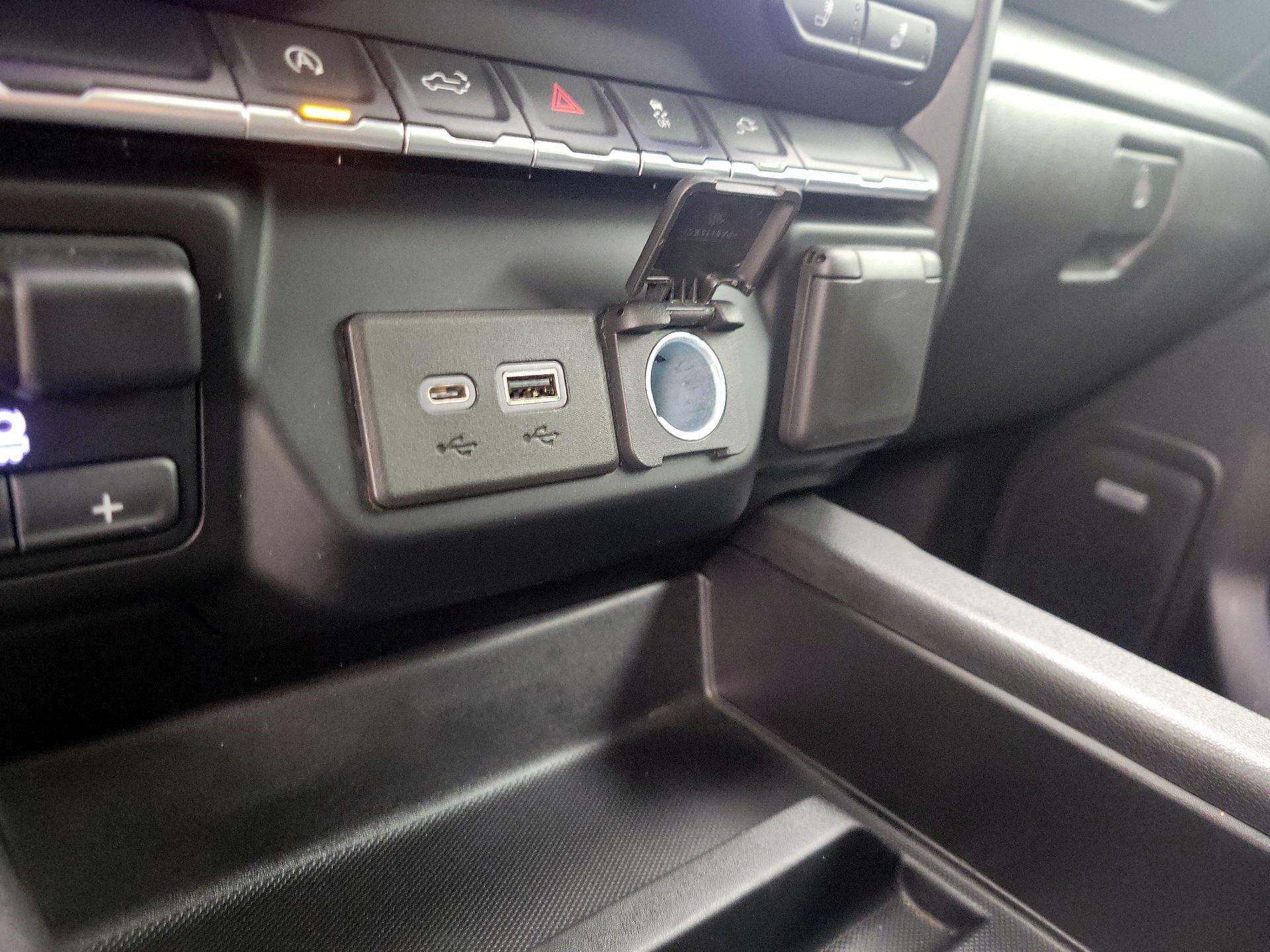 Thumbnail: 2021 Chevrolet Silverado 1500 - 18