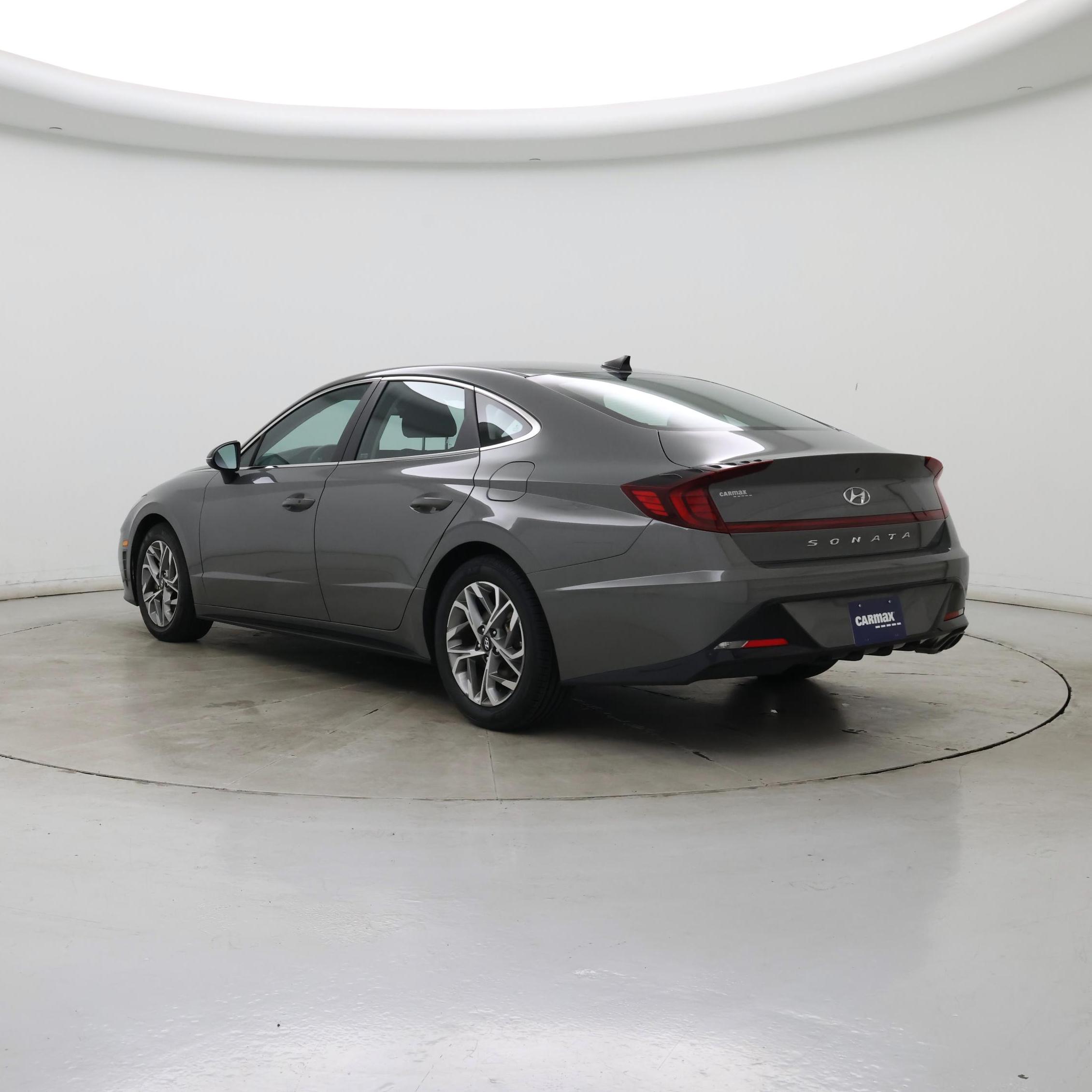 Thumbnail: 2022 Hyundai Sonata - 2