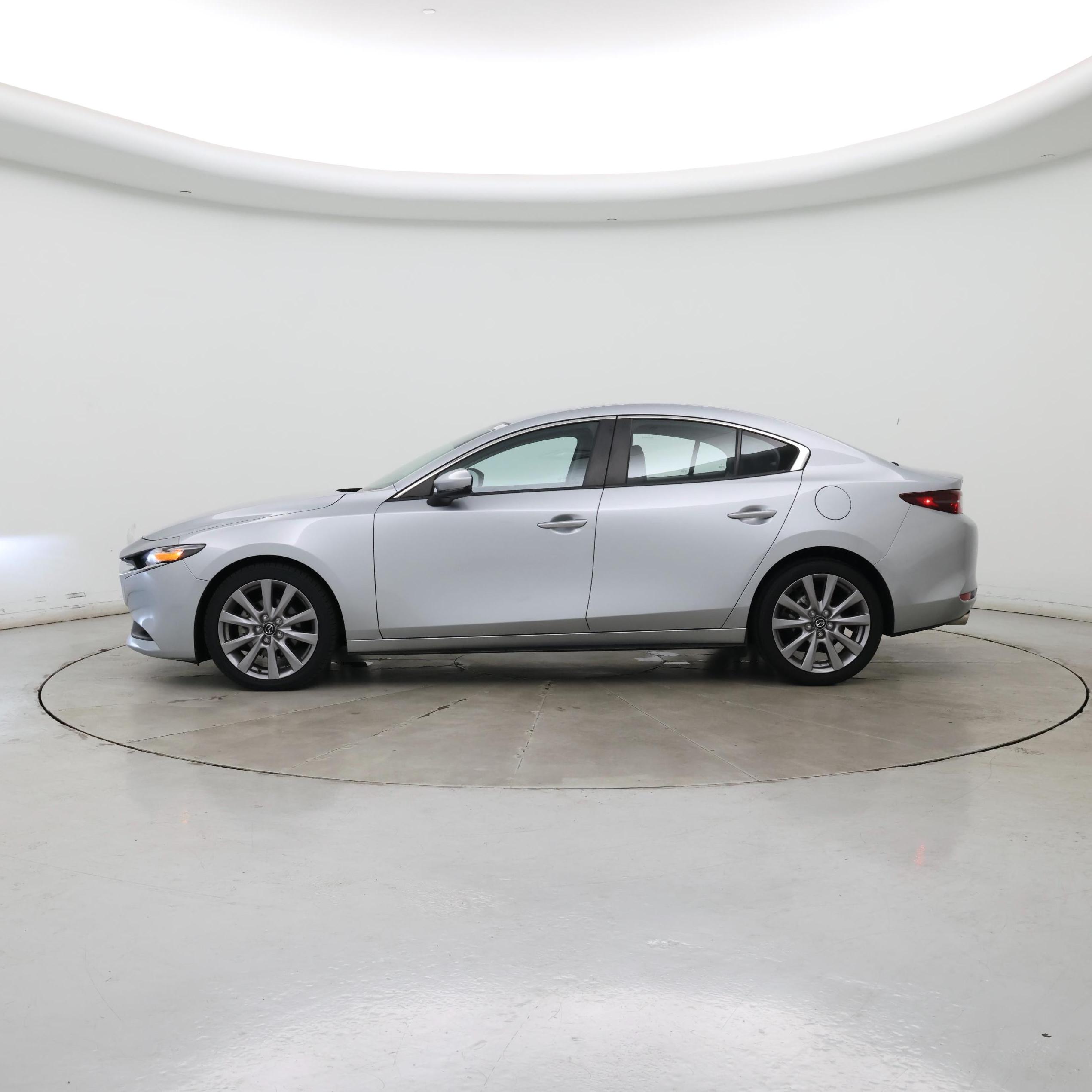 Thumbnail: 2021 Mazda Mazda3 - 3