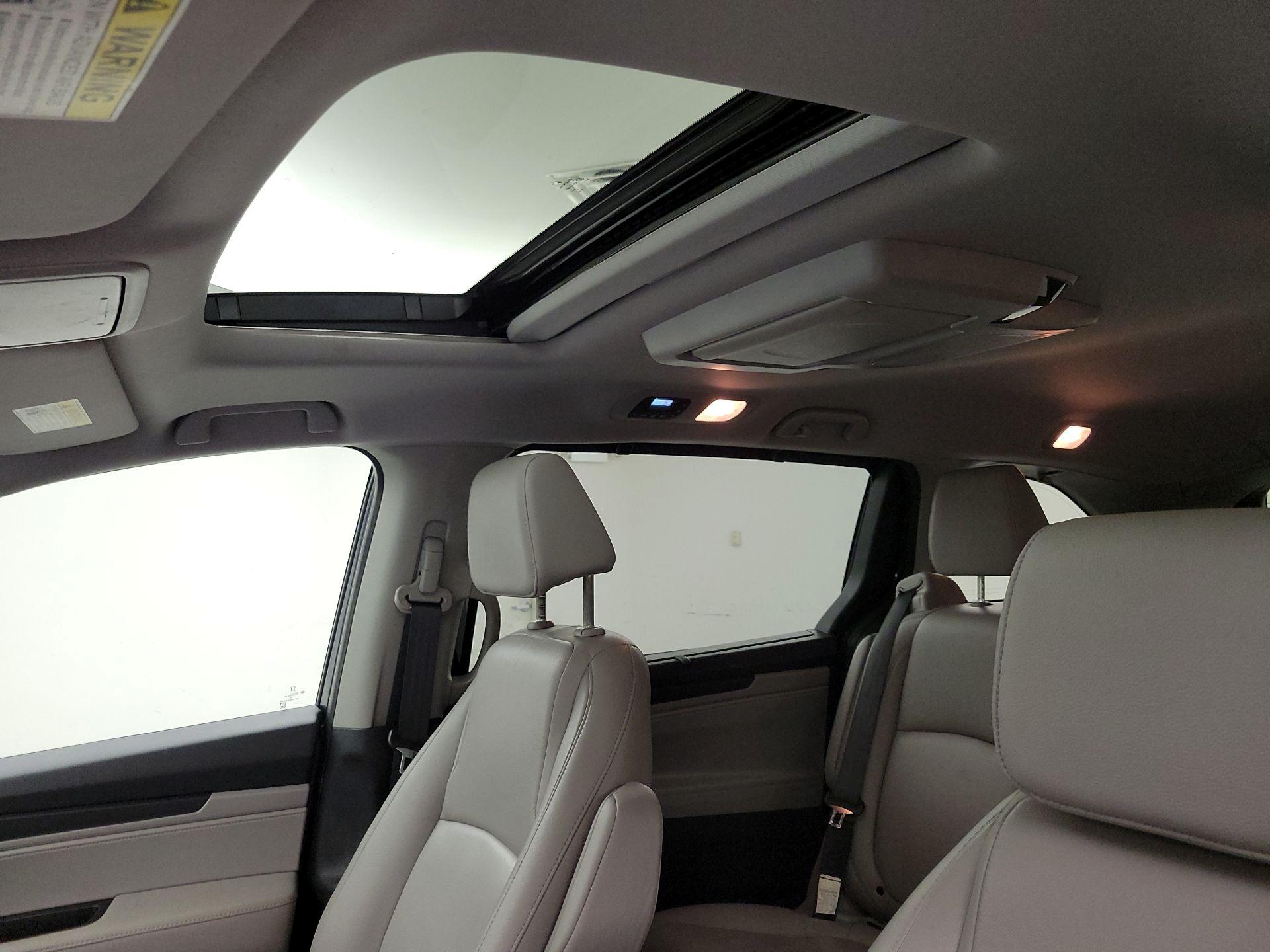 Thumbnail: 2020 Honda Odyssey - 19