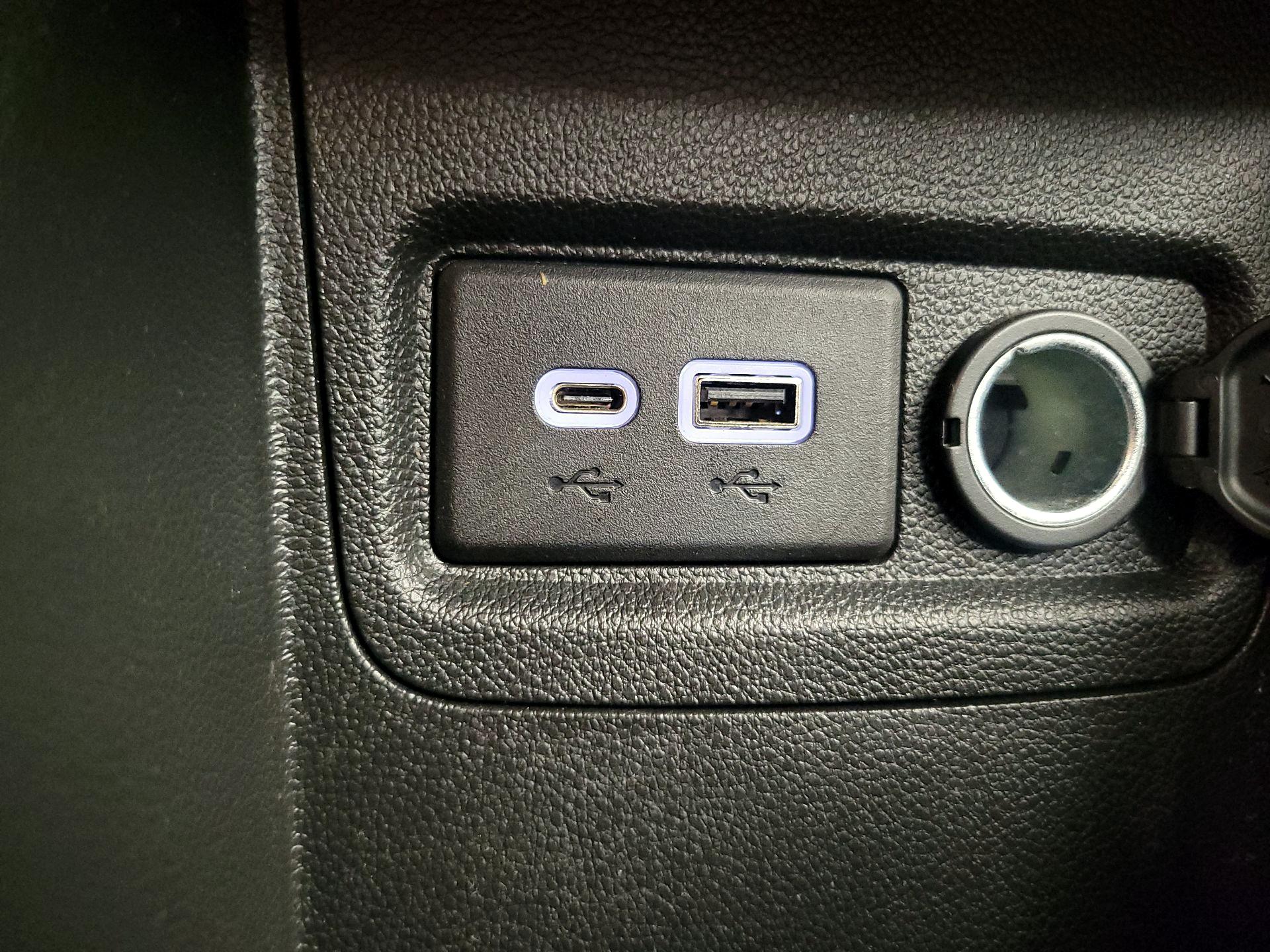 Thumbnail: 2020 Chevrolet Spark - 18