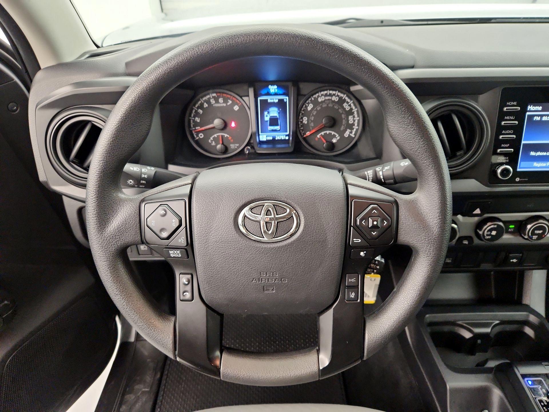 Thumbnail: 2022 Toyota Tacoma - 10