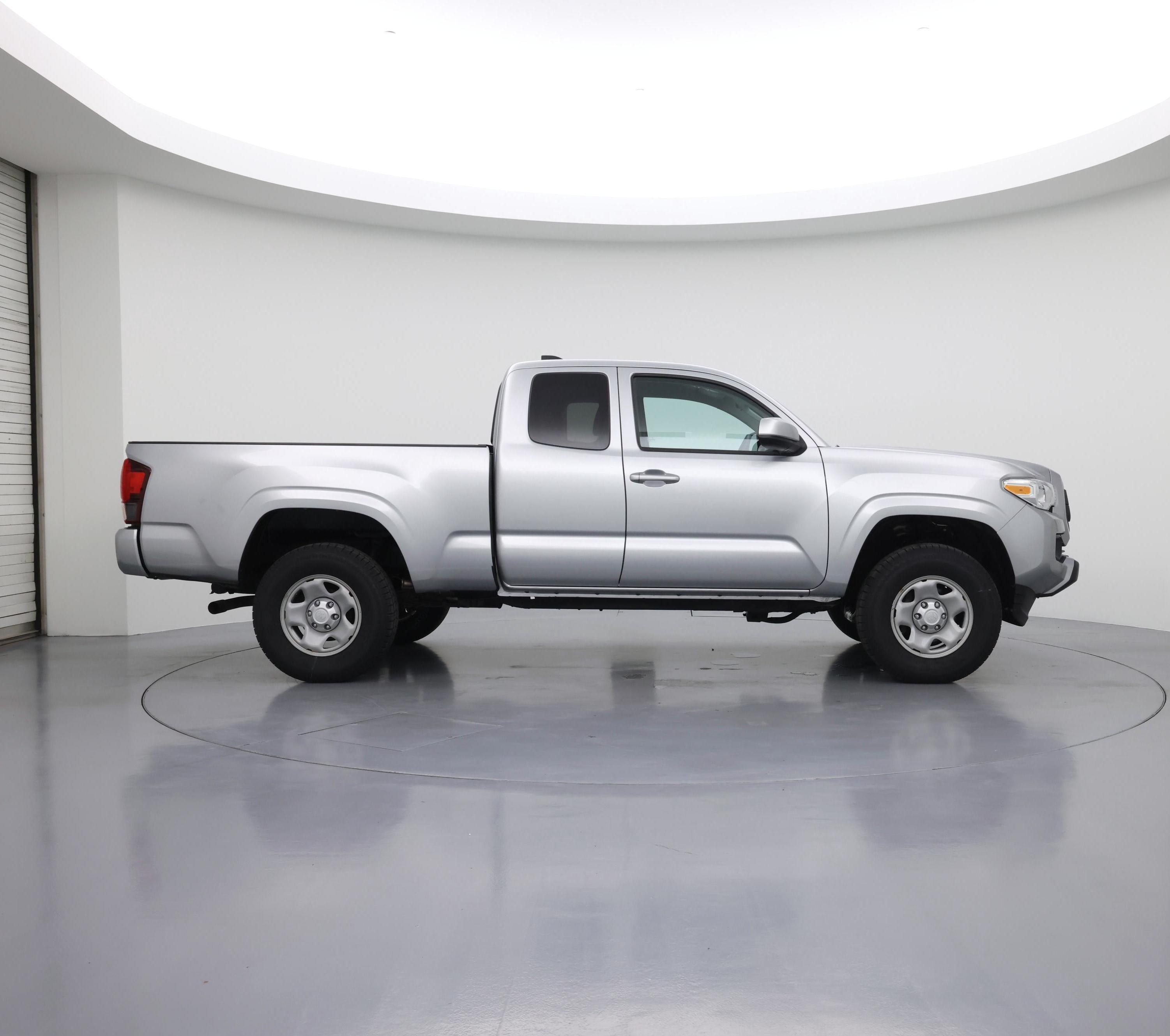 Thumbnail: 2022 Toyota Tacoma - 7