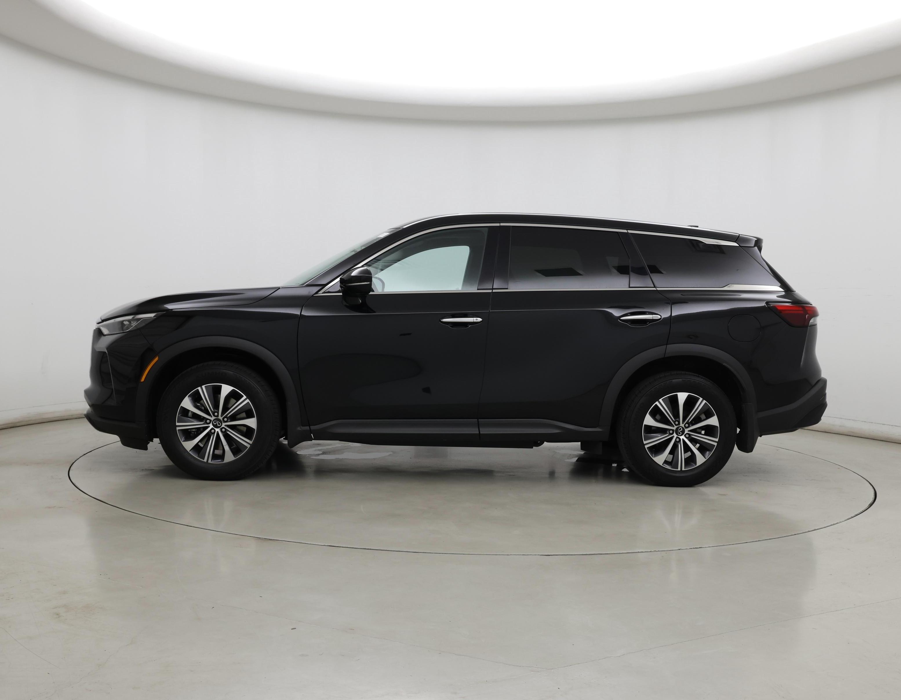 Thumbnail: 2023 INFINITI QX60 - 3