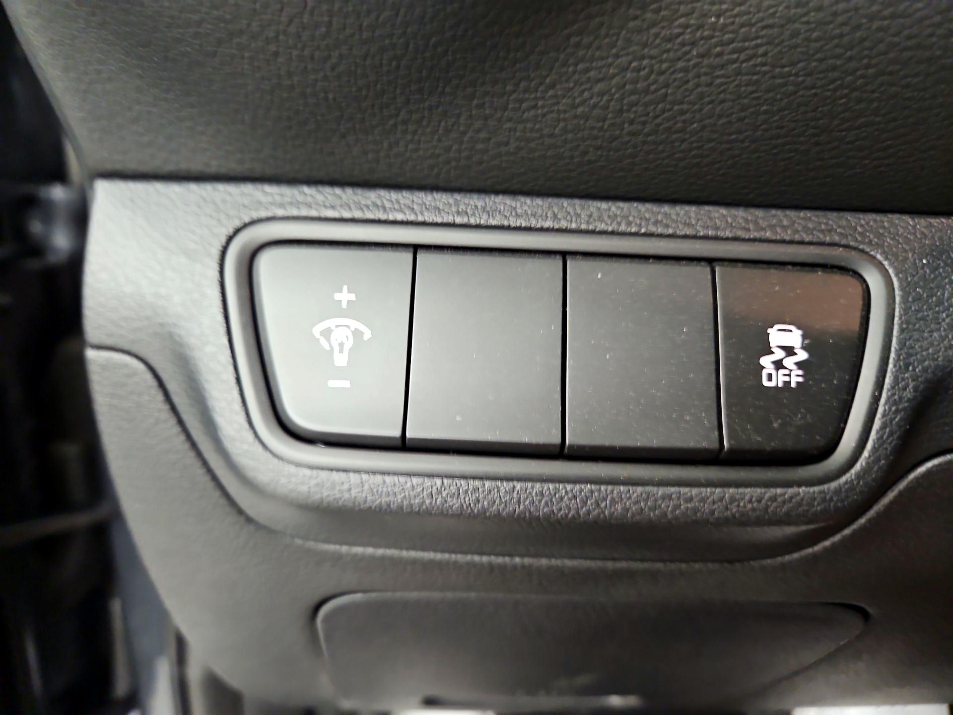 Thumbnail: 2024 Kia Forte - 13